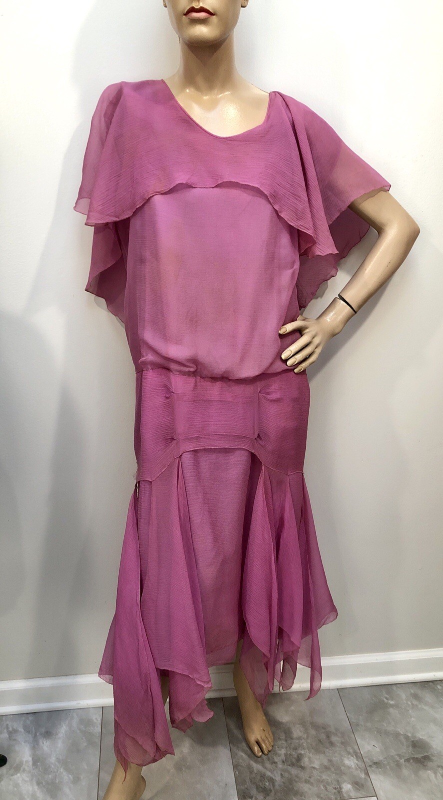 VTG 1920s ORCHID PINK SILK CREPE Great Gatsby Flapper Dress HANDKERCHIEF Hem