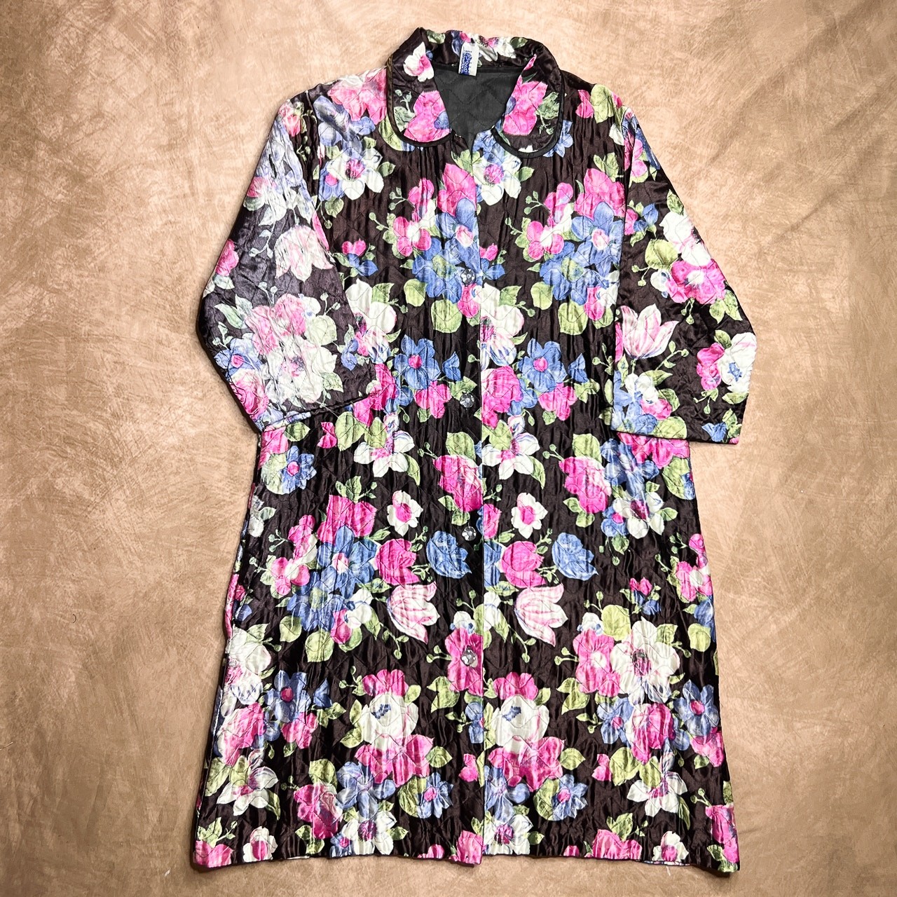 Vintage 60s Floral House Coat Quilted Satin Multicolor Half Sleeve Retro Tea Mod