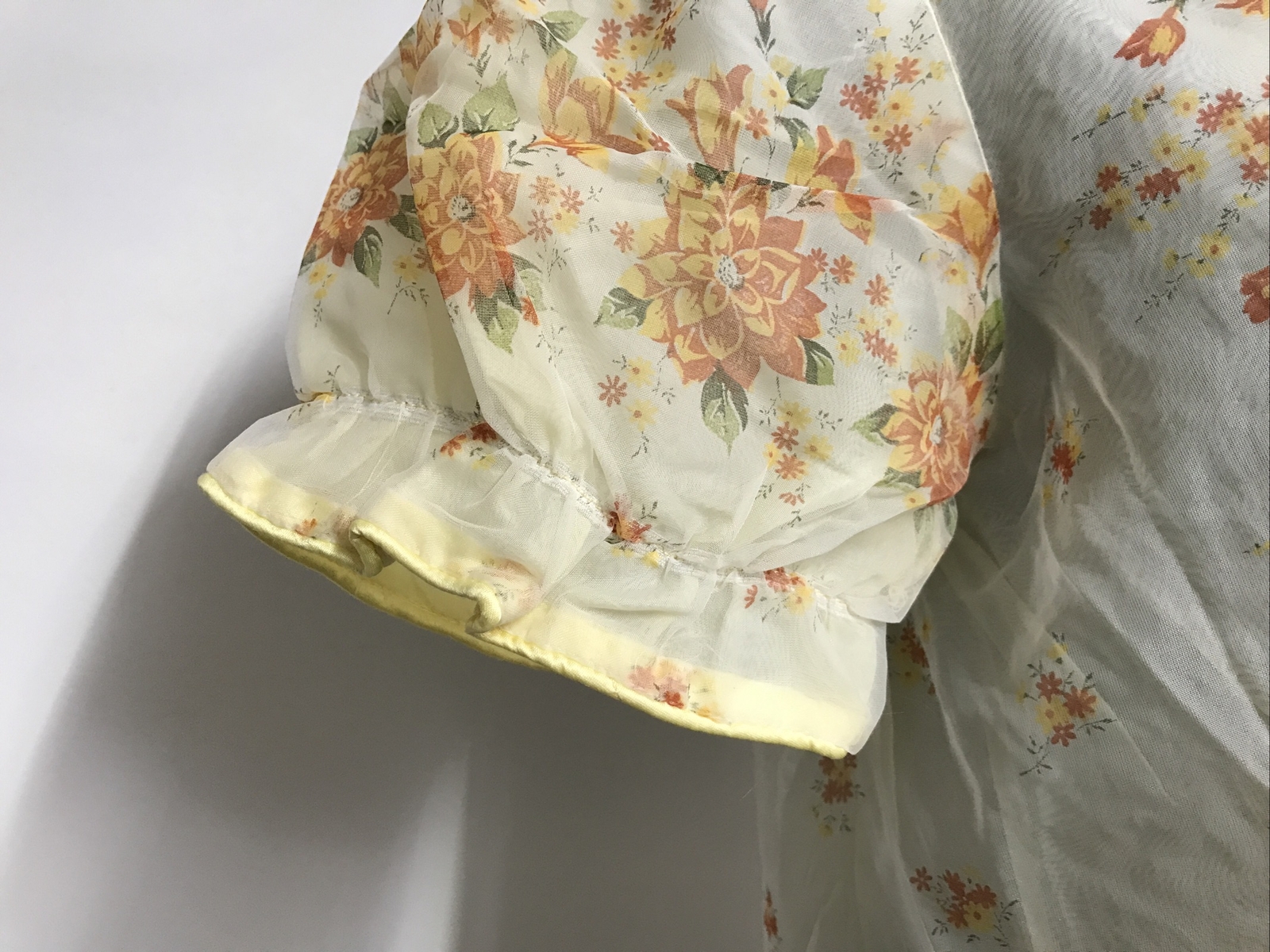 VTG 1950’s Robe double Nylon chiffon Dressing Gown Sz M Pre-Owned *Flaws