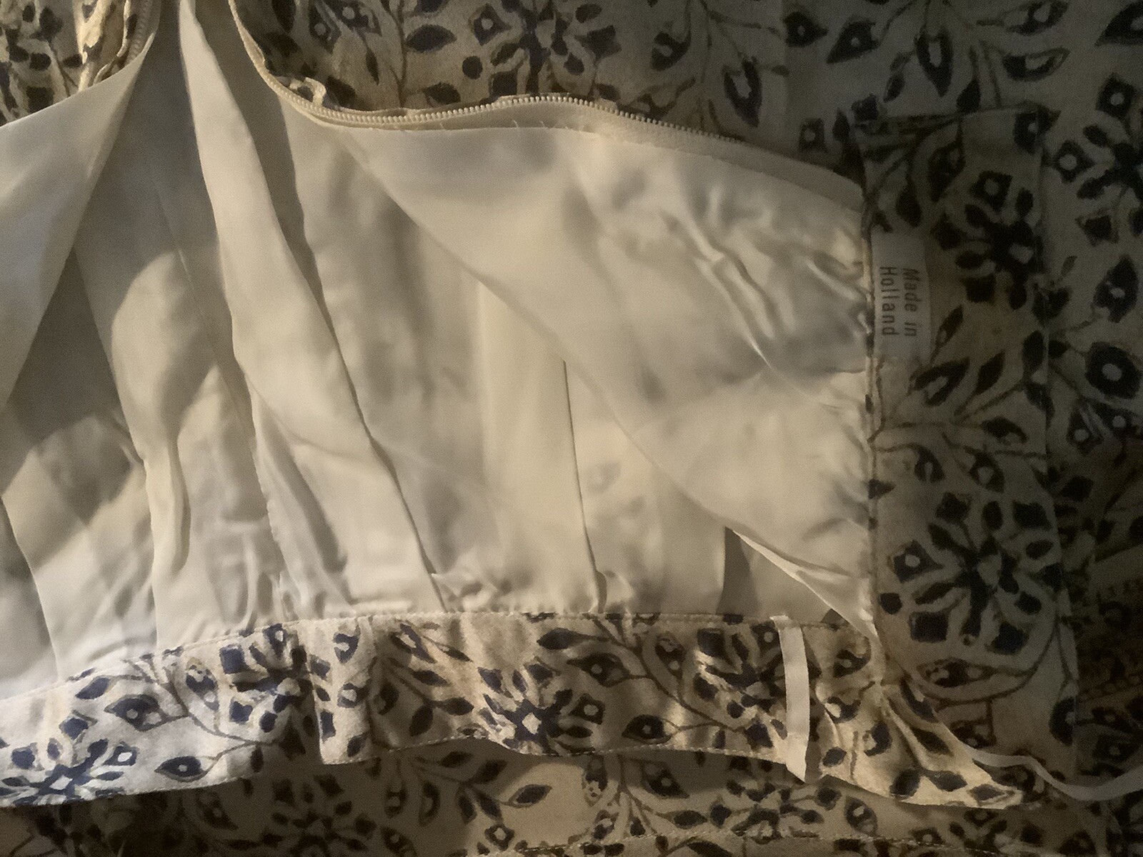Vintage 60’s 2pc Silk Top & Pants Made In Holland Approx. Size 10