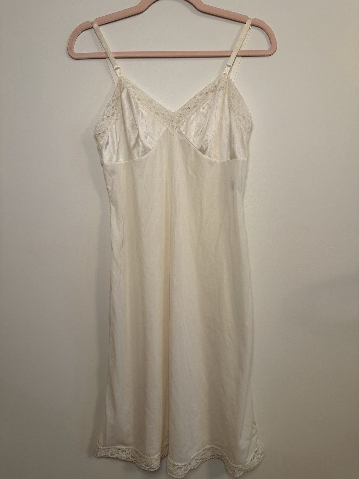 Vintage Vanity Fair Full Slip Lace Trim Ivory Cream Style 10-103 USA Made Sz S