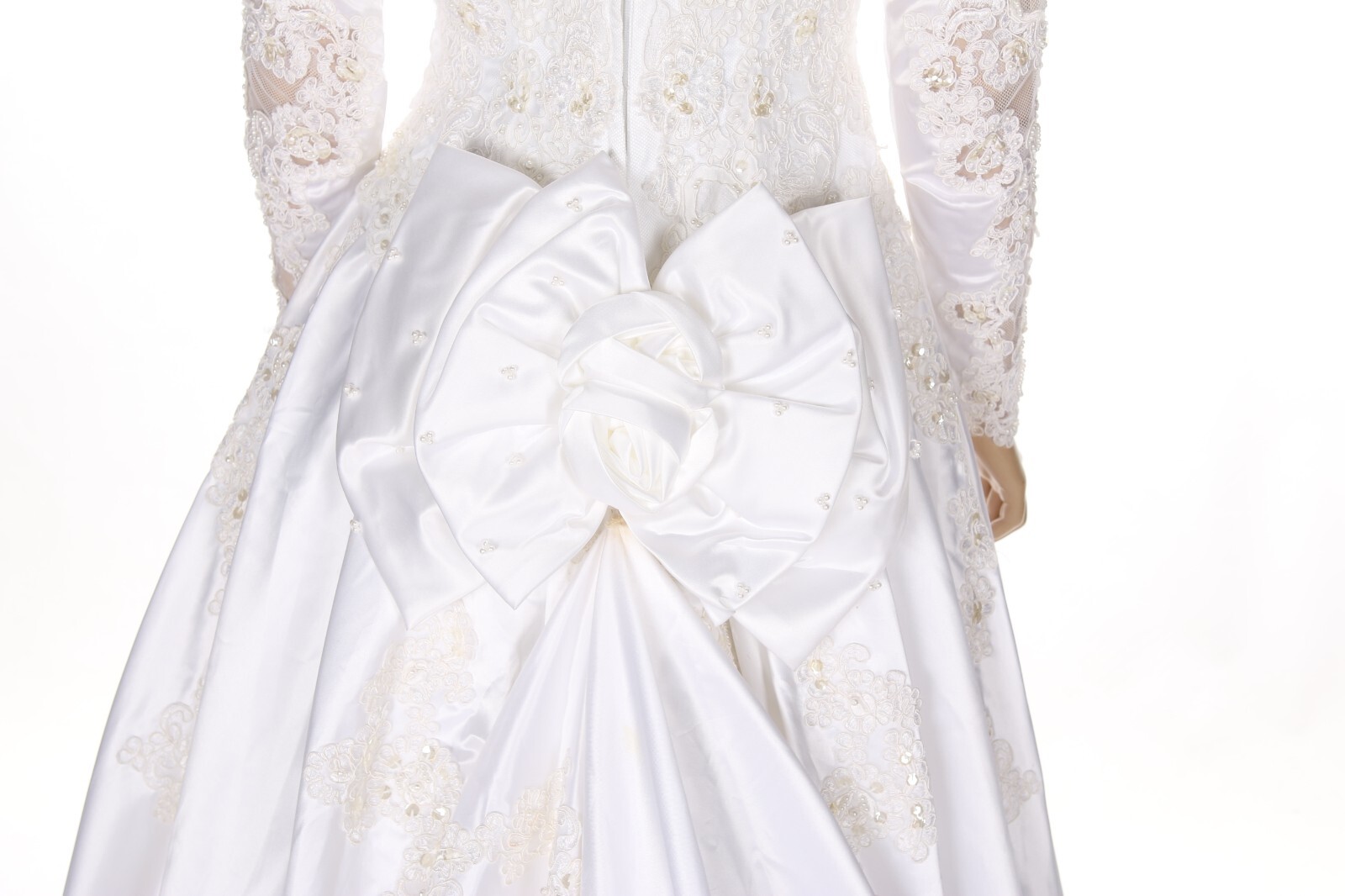 Mon Cheri Vintage 80s 90s White Satin Alencon Lace Long Sleeve Wedding Dress 8