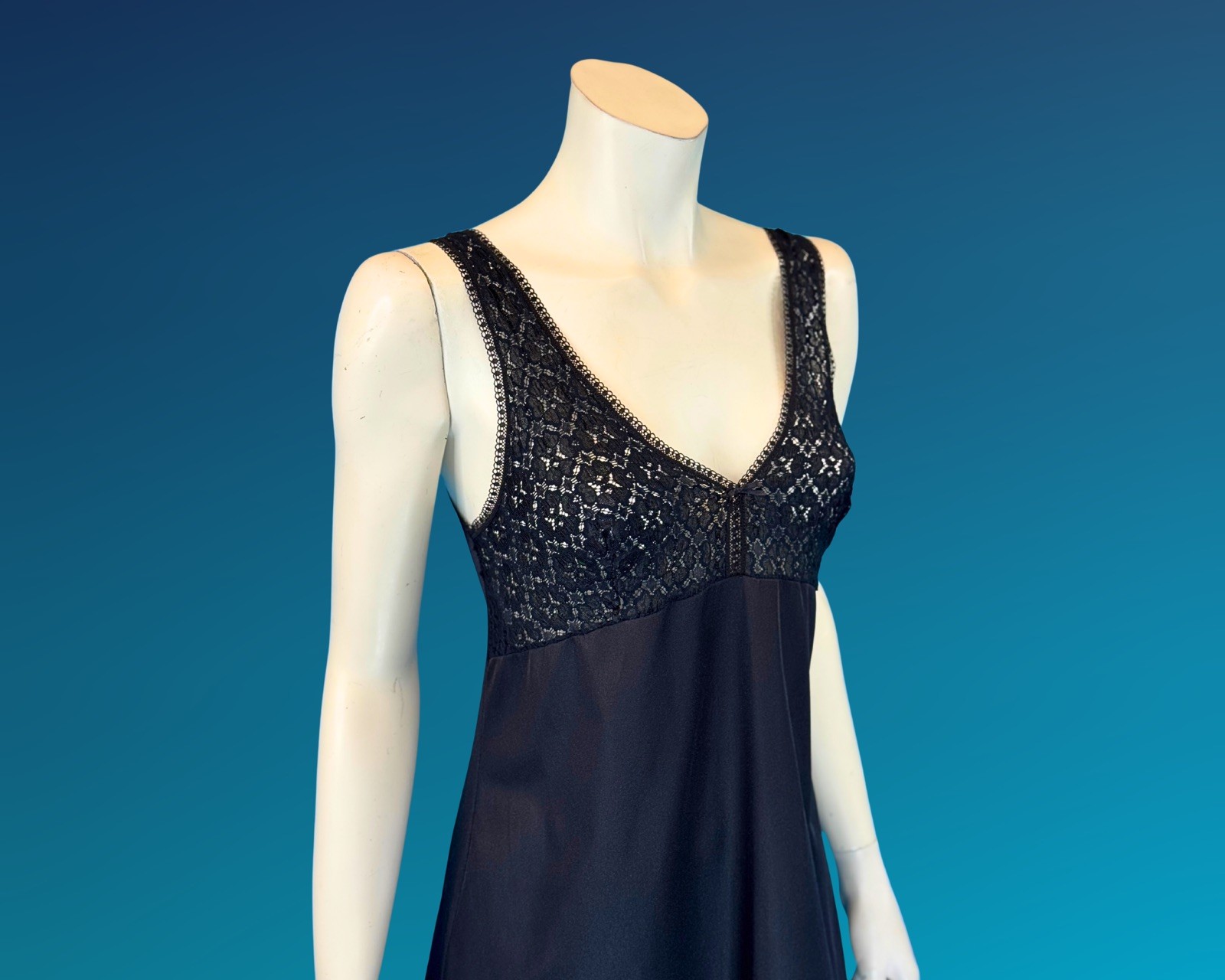 Vintage 60s 70s Black Lace Nylon Full Slip Dress | S M
