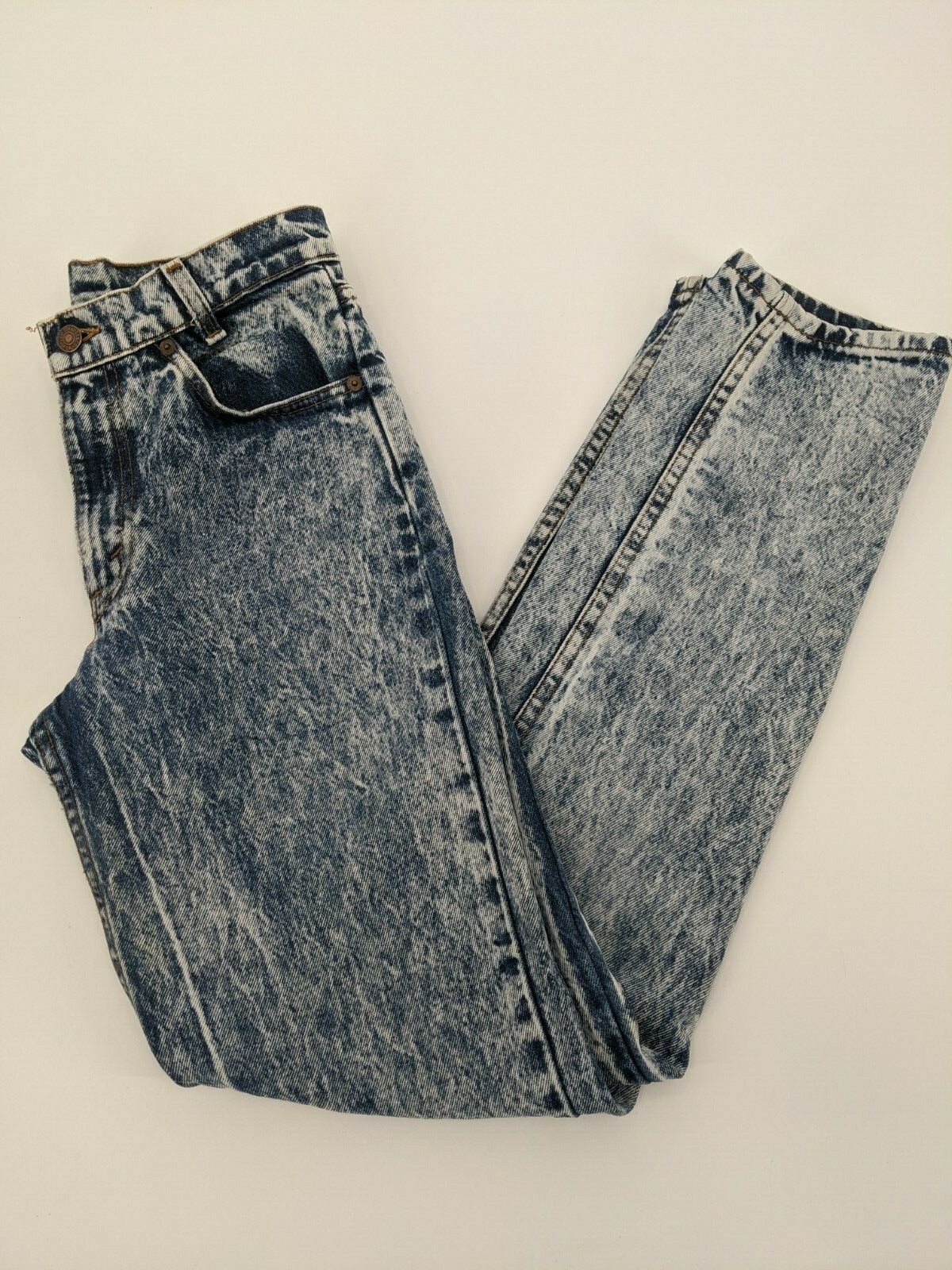 Vintage Levi’s Student Fit Acid Wash 28 X 32 705 Straight Leg Jeans Orange Tag