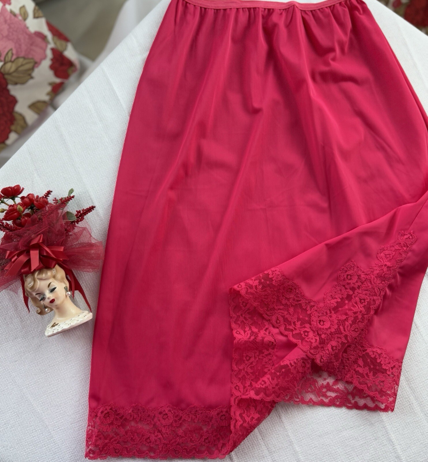 Vtg Half Slip Rogers 50’s Pristine UNWORN Nylon & Lace Magenta Dark Hot Pink M