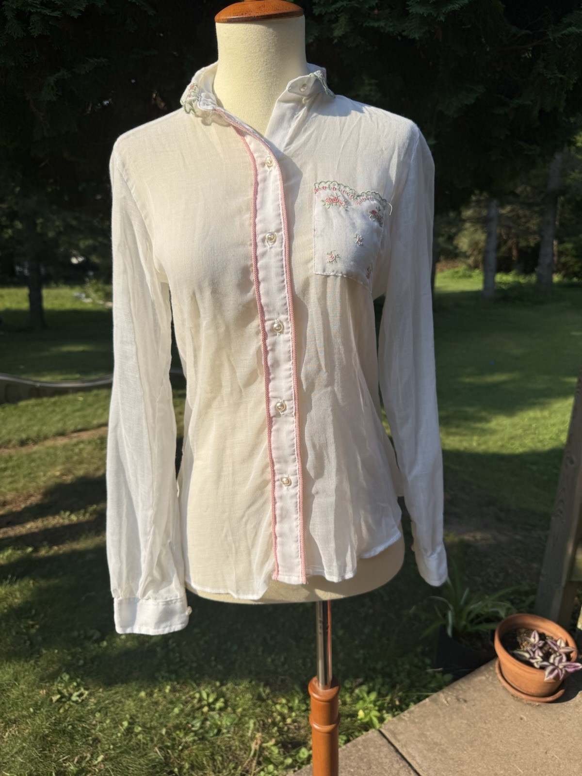 Vintage 70s Blouse Poly Cotton Semi Sheer Embroidered Cottagecore Coquette S