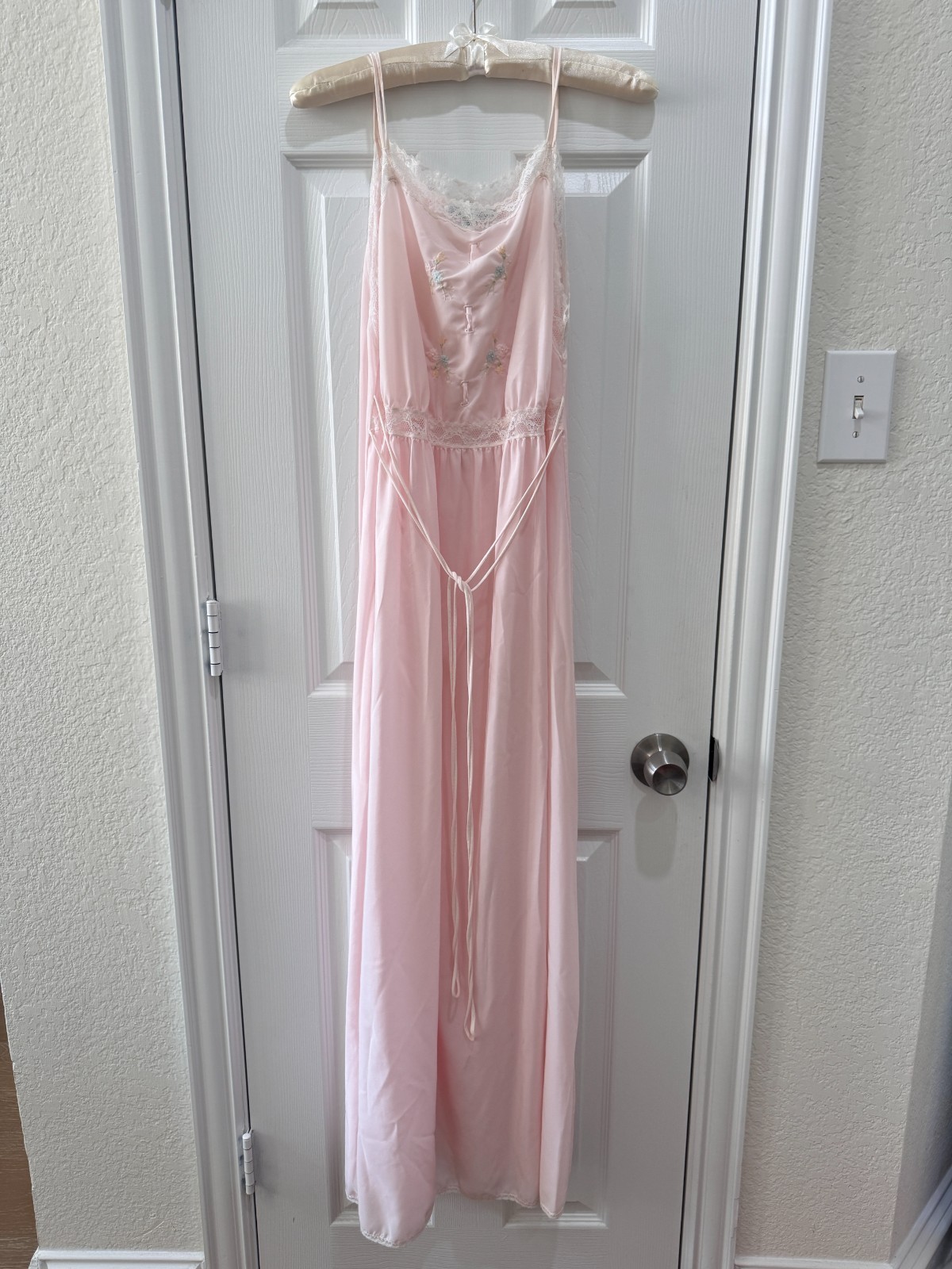 Vintage 70s 80s Corhan Noumair Pink Peignoir Set Embroidered Lace ILGWU USA S