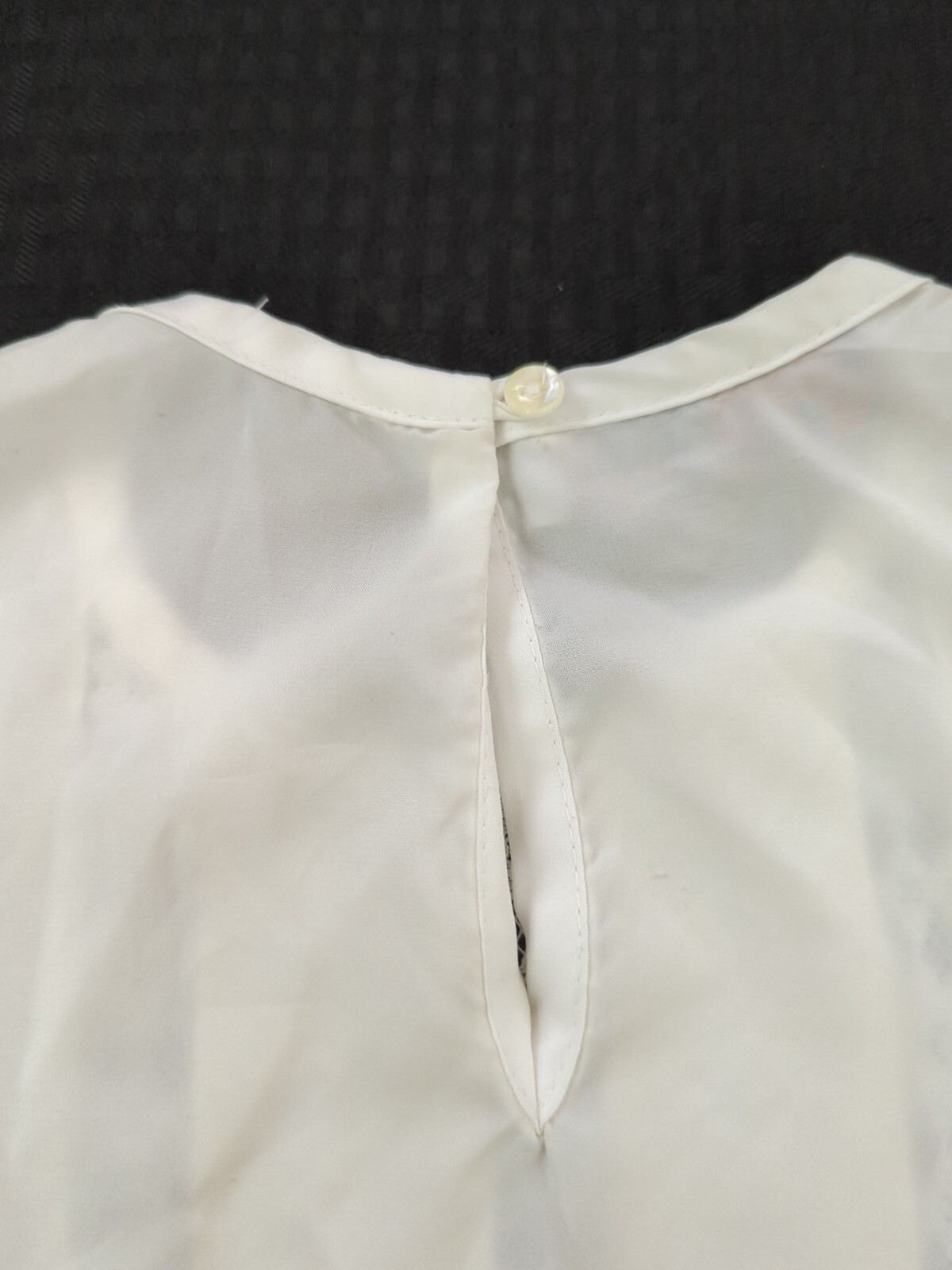 Vintage Arabella Blake Wide Ivory Lace Blouse Puff Sleeves Medium Pearl Buttons