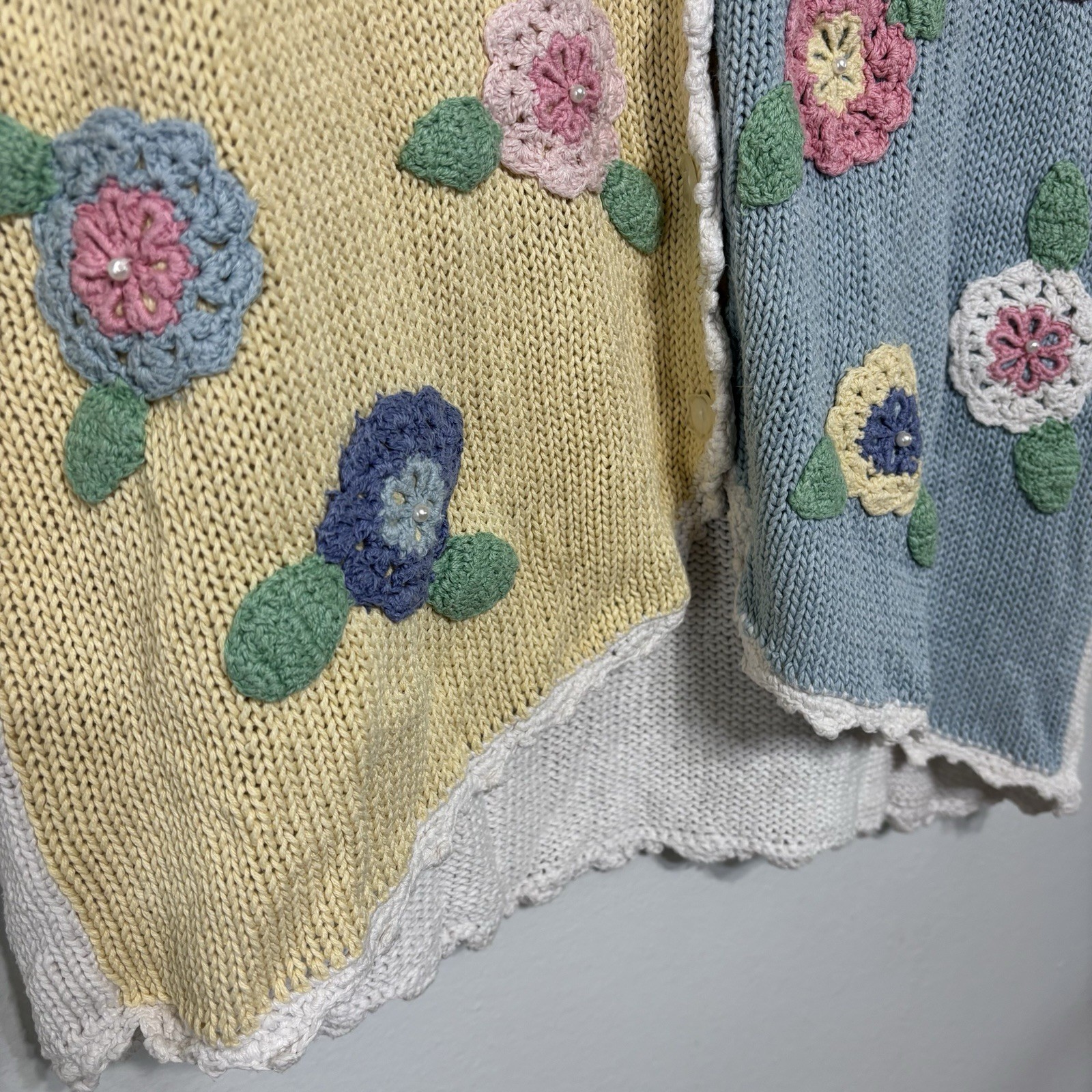 Vintage Mandal Bay Pastel Knitted Floral Vest Size XXL Grandmacore Cottagecore