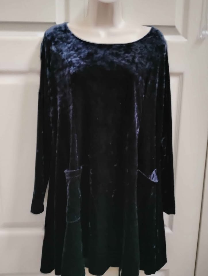 MODA INT’L Women’s Large A-Line Dress Blue Crush Velvet Long Sleeves Pockets VTG