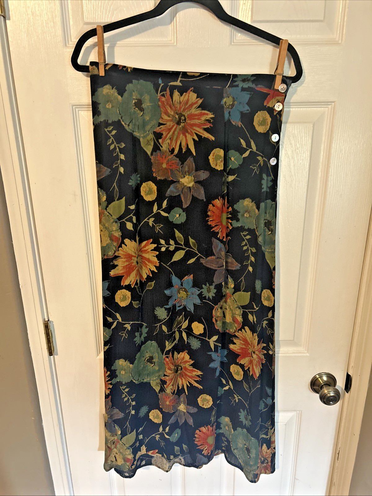 VTG. 1990-2000 Y2K JM Studio Made in USA Floral Skirt Size Large ( Waist 28″)
