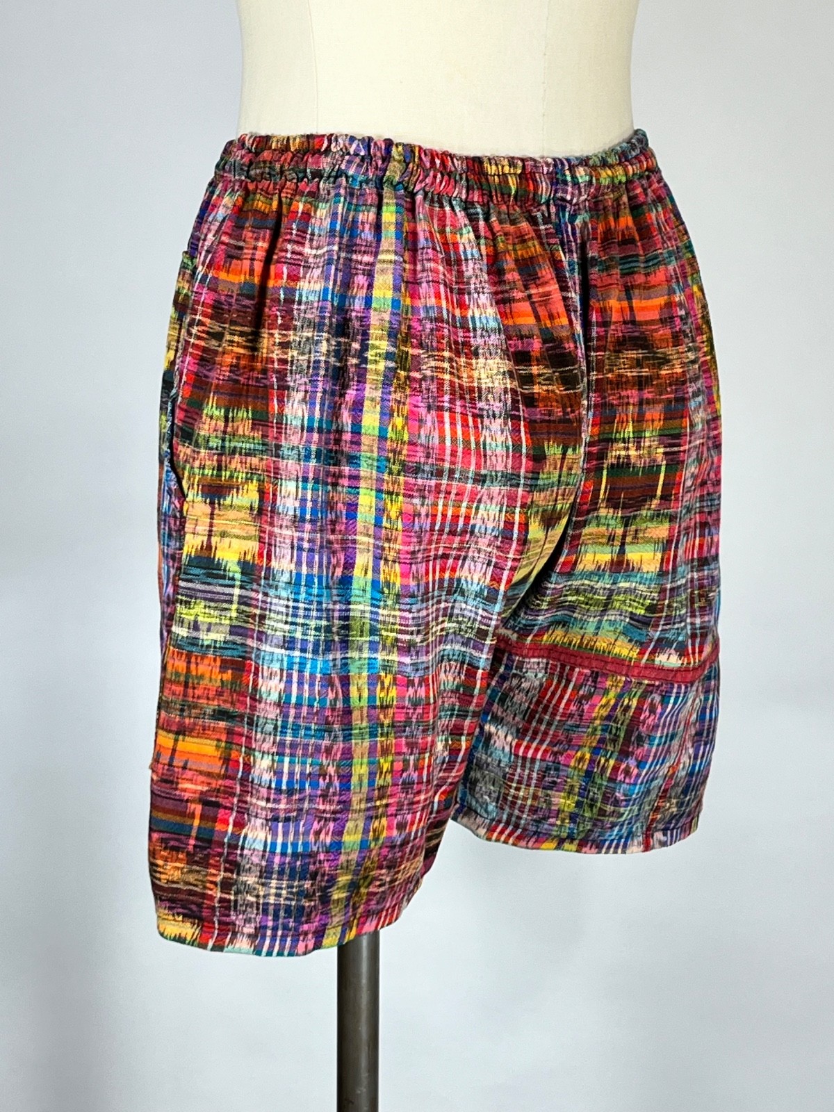 Vintage 1990’s colorful woven 100% cotton patchwork GUATEMALAN shorts size S/M