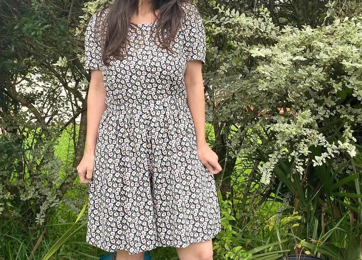 Women’s Vtg romper jumpsuit shorts floral Size medium Classic 90’s One Piece