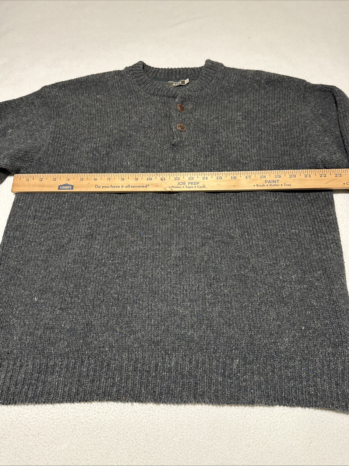 100% Wool 2 Button Vintage Alps Merrimac Valley Sweater Large Made In The USA