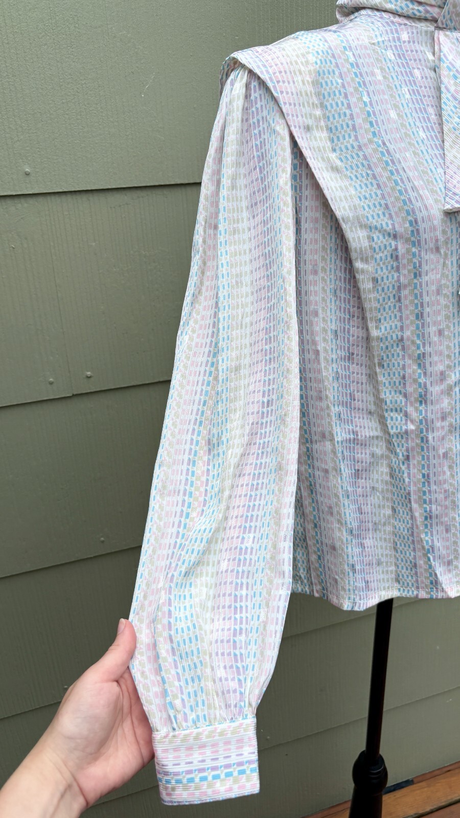 vtg Nicola 70s 80s Pastel Granny Silky Mock Neck Scarf Secretary Poet Blouse