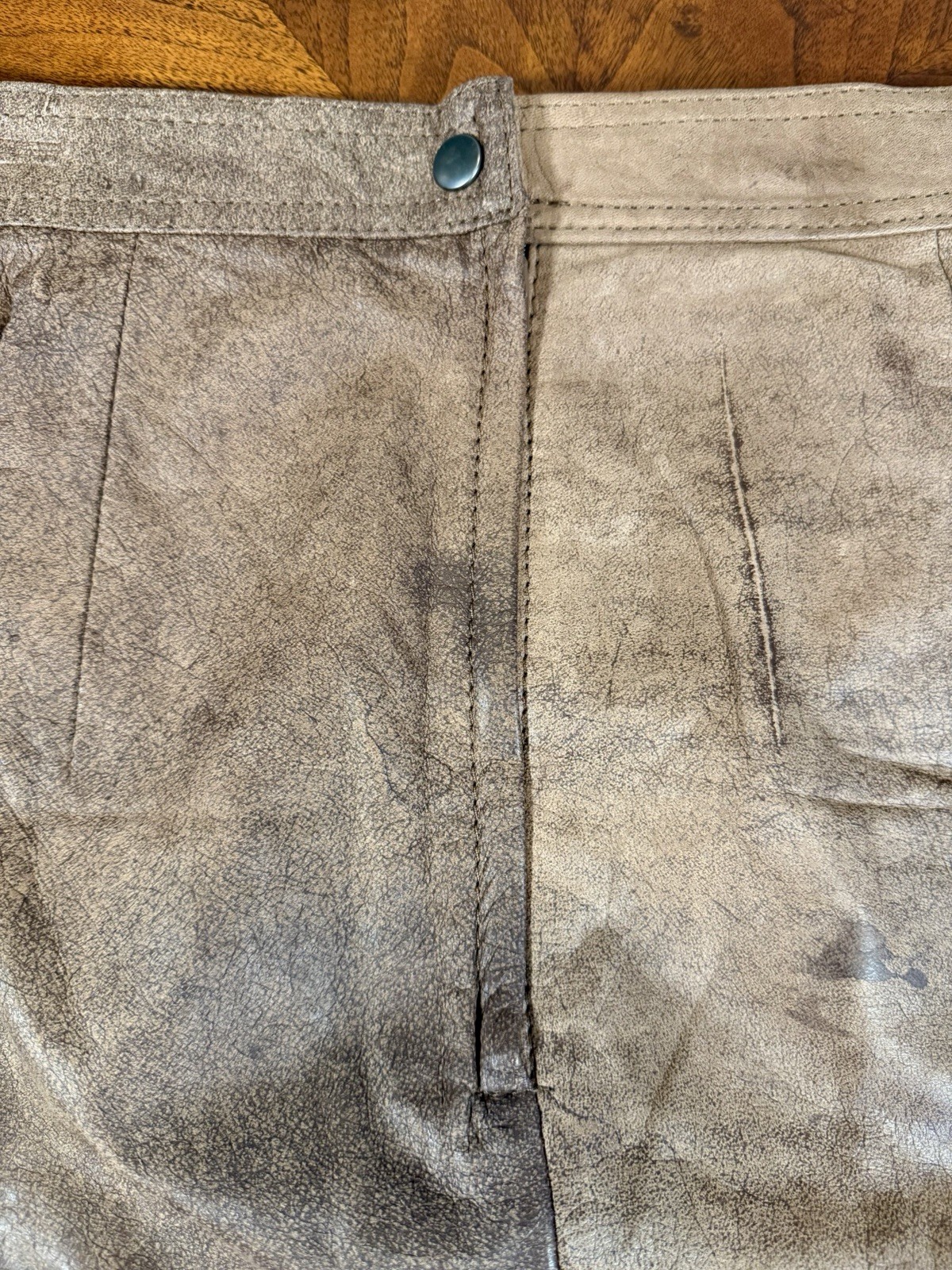 Vintage 1980s Women’s Leather Tarazzia Internationale Skirt