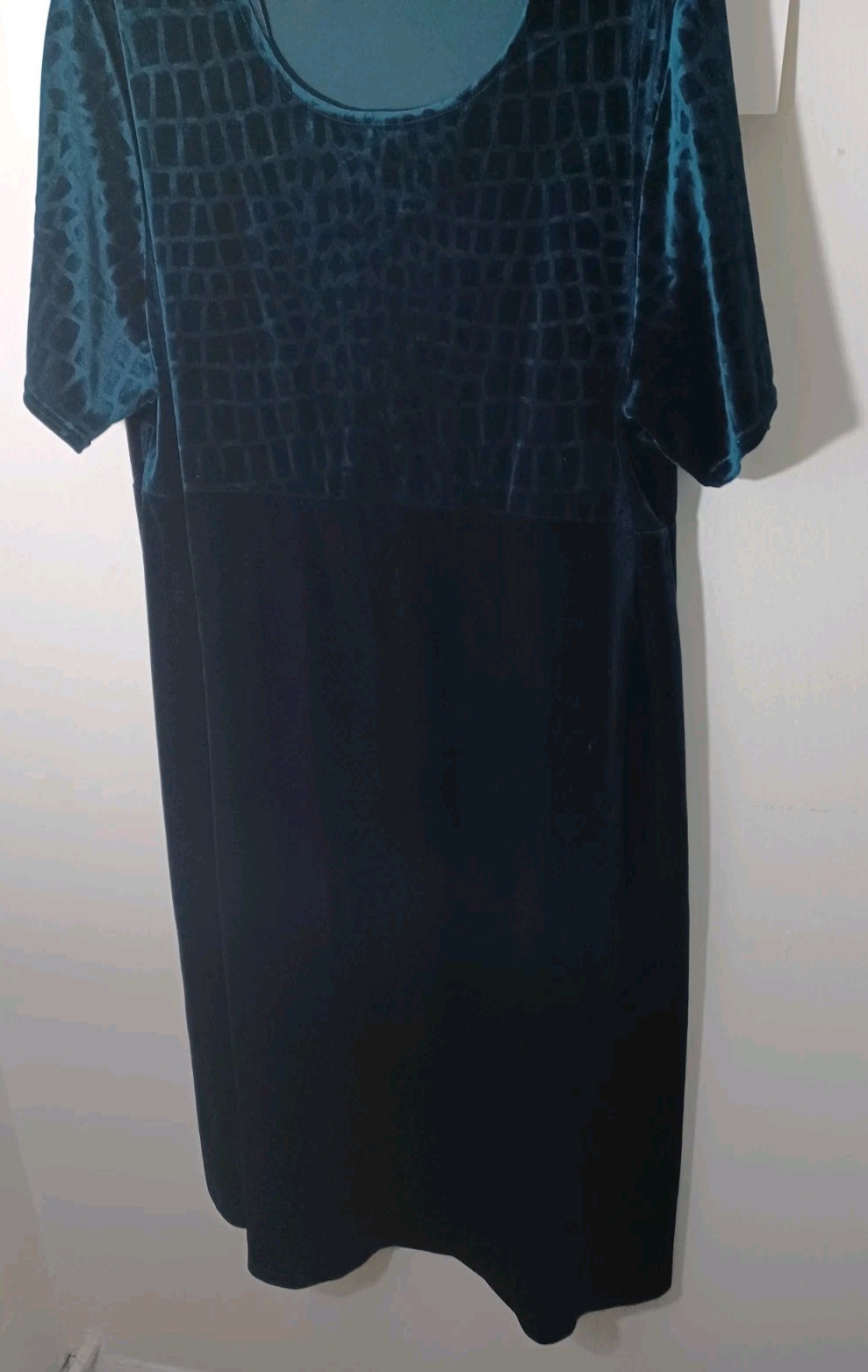 Fashion Bug Woman’s Vintage 1990’s Soft Velvet PullOn Dress Green 26/28W