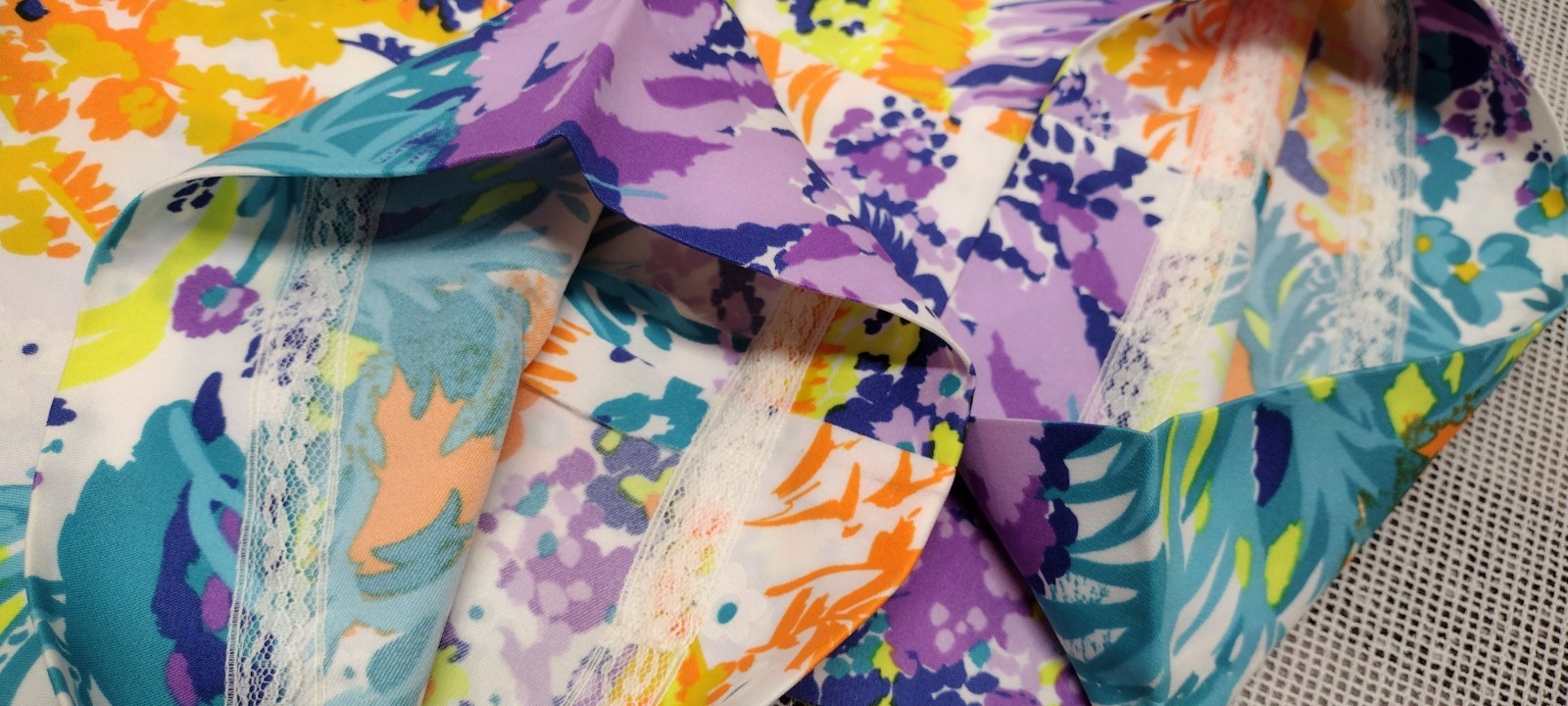 Vintage 60s 70s Psychedelic Floral Short Pants Purple Orange Matte Satin ACETATE