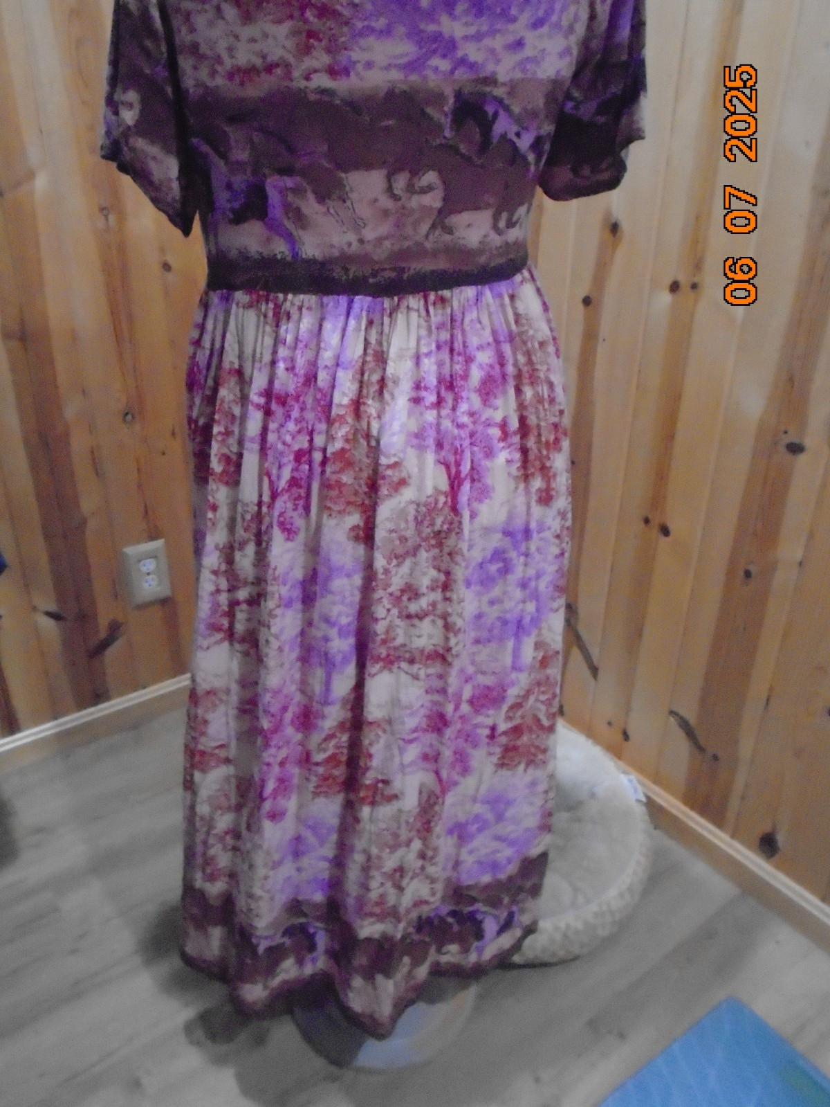ONLY NECESSITES vintage dress with RUNNING HORSE detail 100% cotton size L LK NU