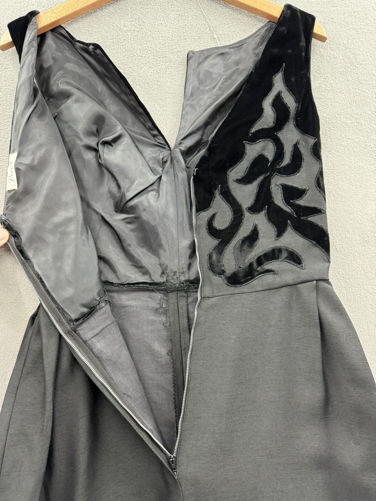 VTG 50’s 60’s Women’s Black & Velvet Wool Evening Dress Tag See Measurements