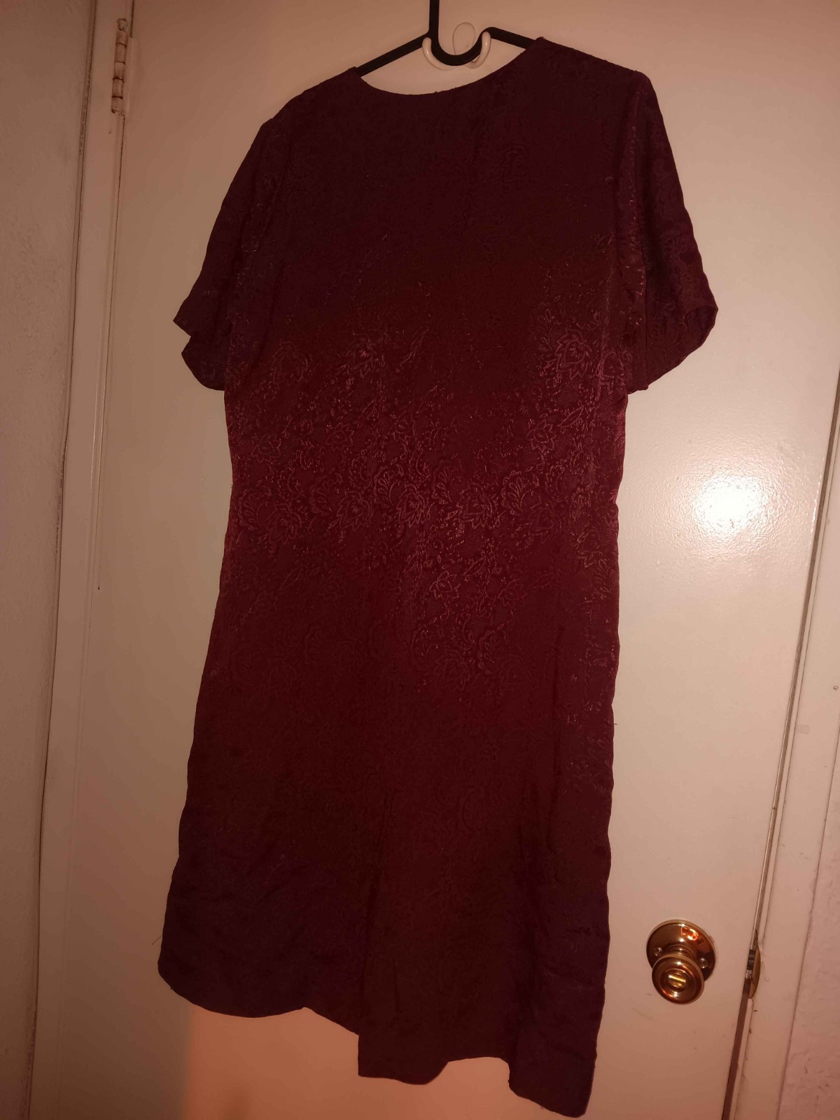 Dark Red 80s Button Up Dress – Floral Pattern With Short Sleeves