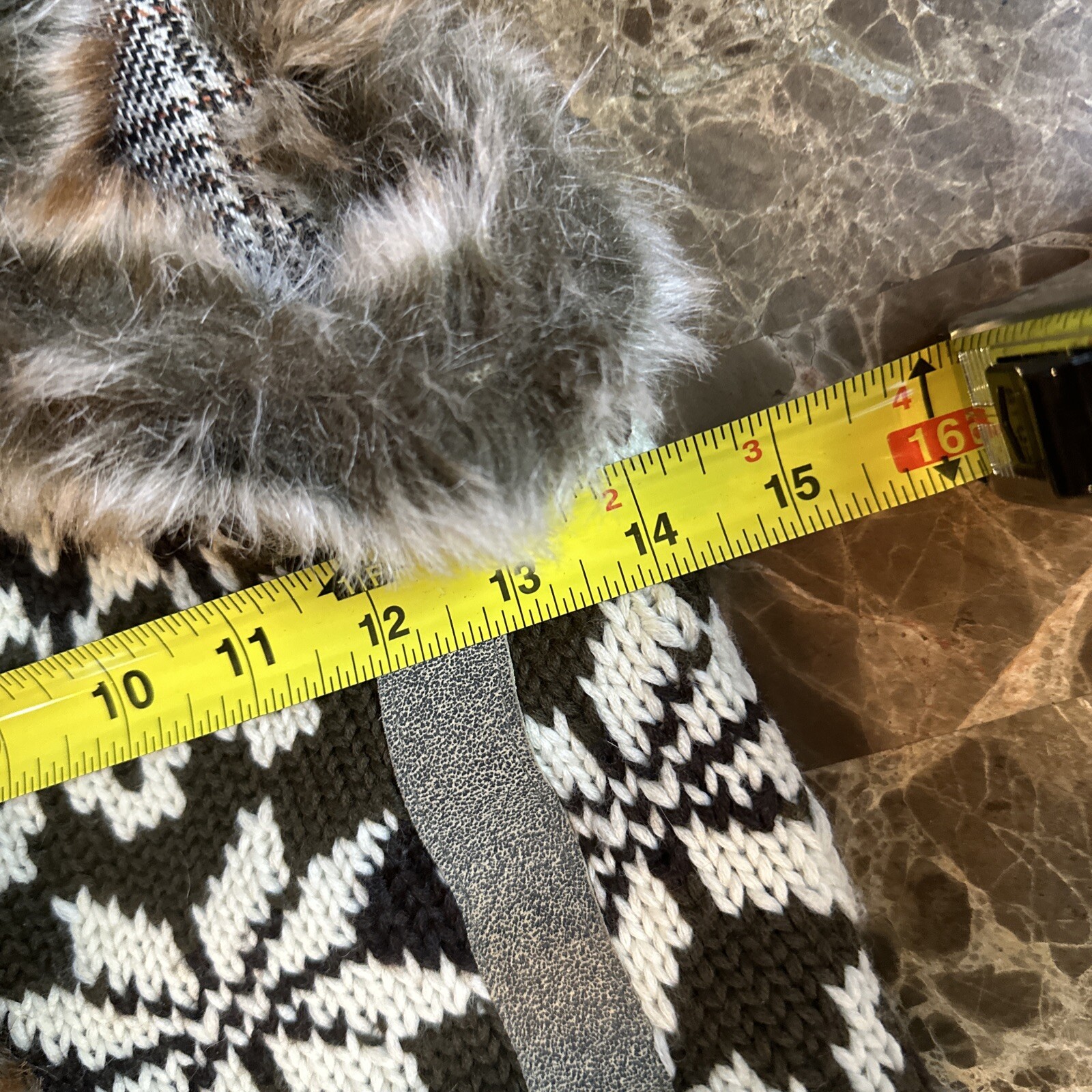 Y2K SNOWFLAKE FUR VEST S/M HIPPIE BOHO SKATER GRUNGE WHIMSIGOTH FAIRY WITCHY