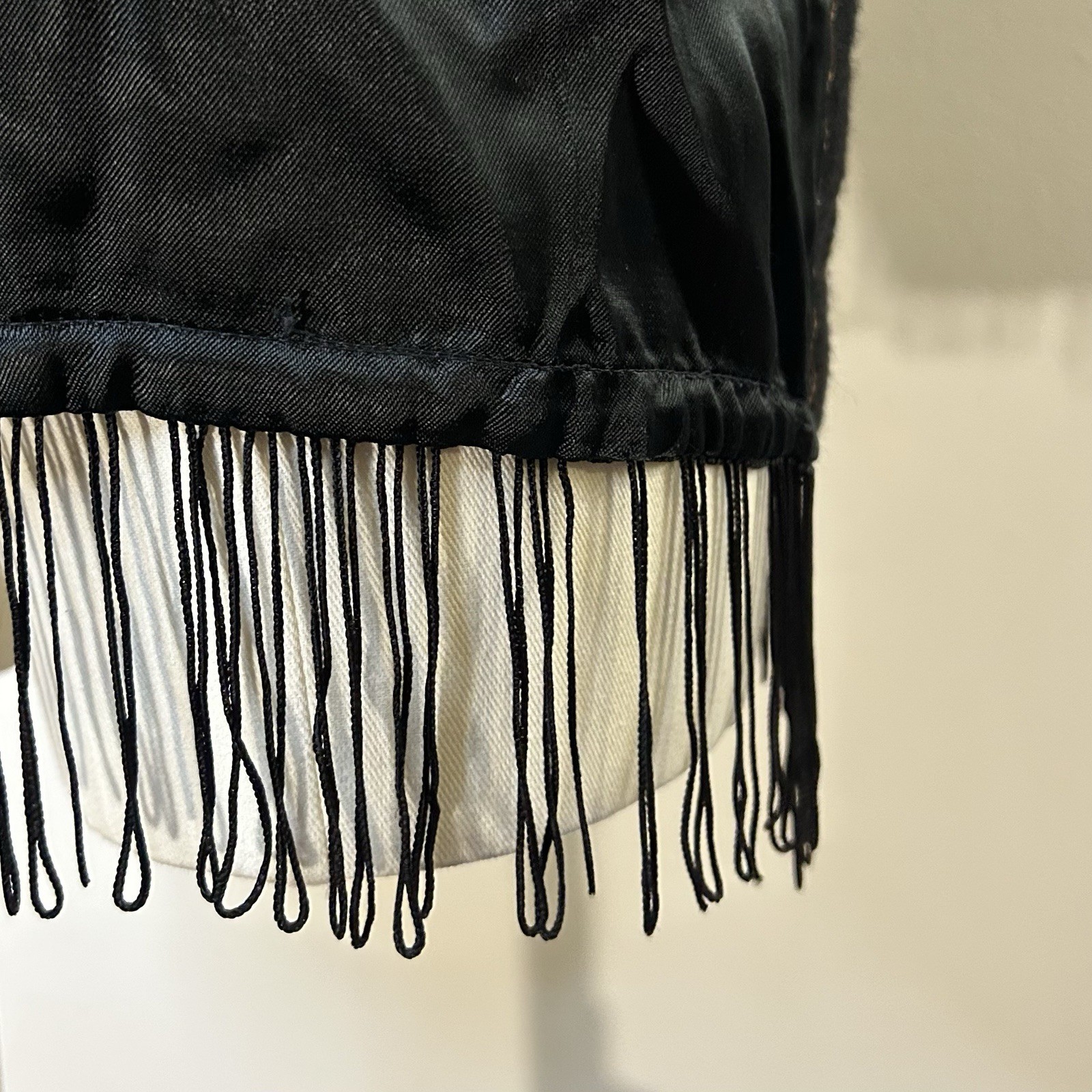 90s Kaktus Wool Fringe Vest Whimsigoth Hippie Phoebe Buffay 41 Inch Bust