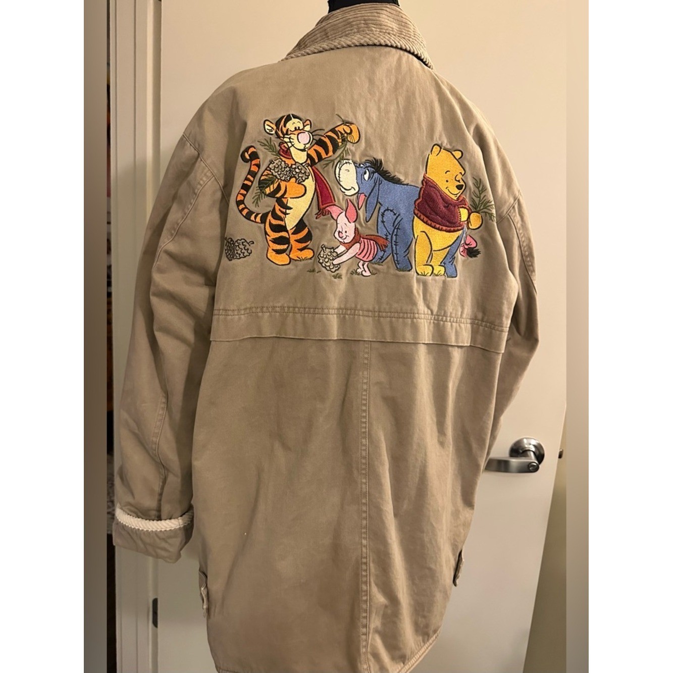 RARE Vintage 1990s Winnie The Pooh Barn Jacket in Excellent Condition. Size S