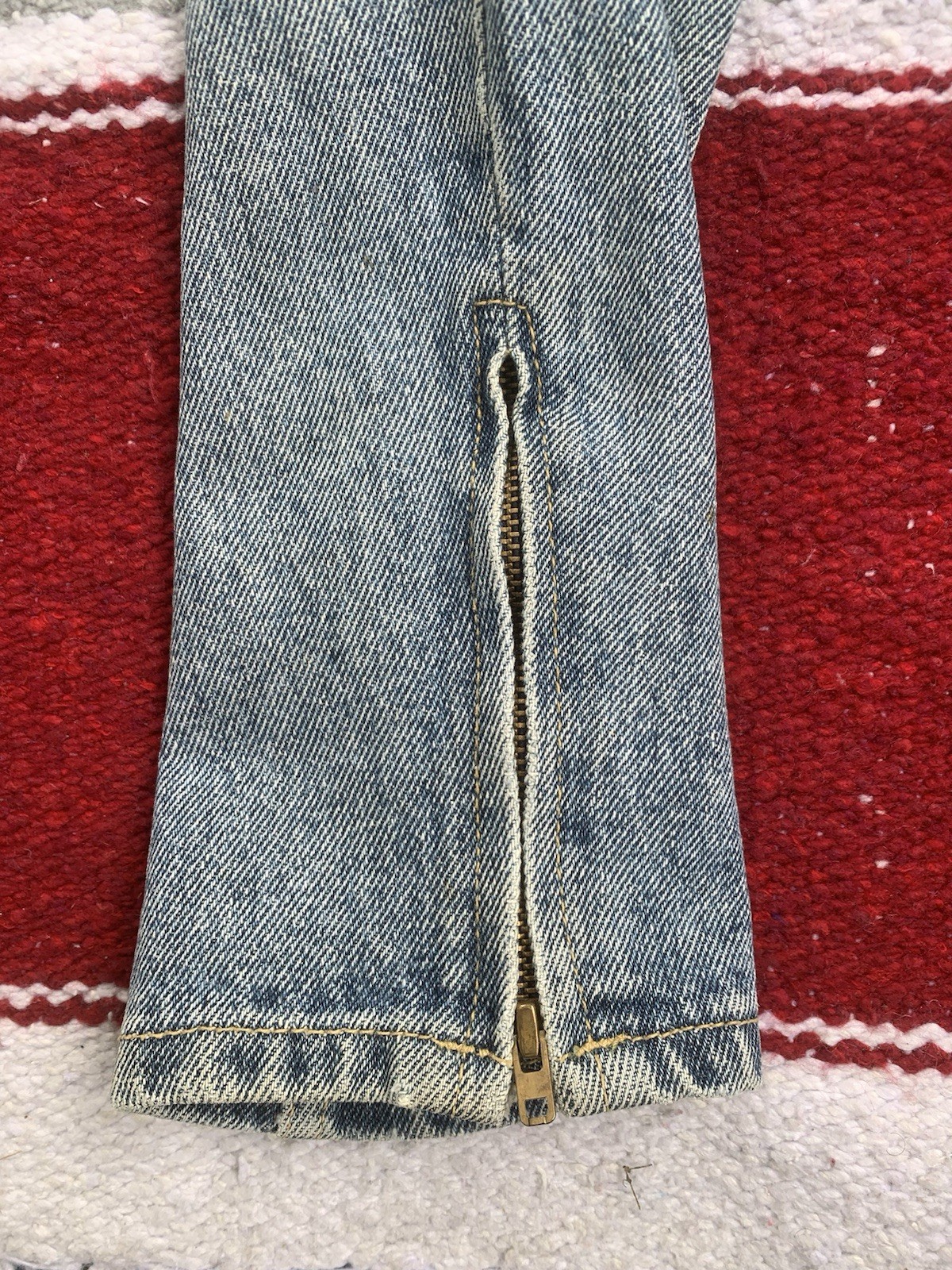 Vtg GUESS By Georges Marciano High Waist Ankle ZipLight Wash Denim Jeans Size 29