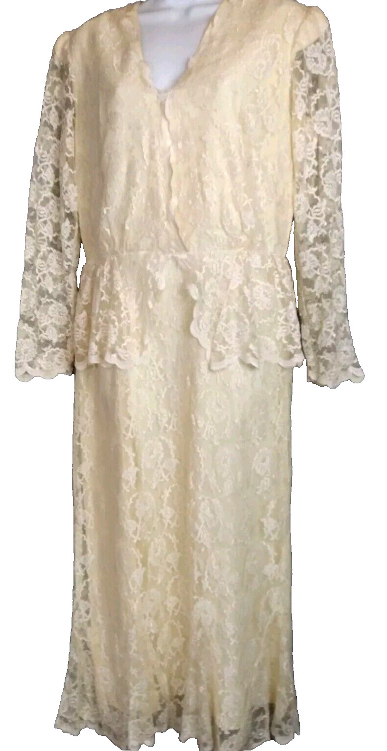 Vintage ILGWU Union Made Cream color Dress W/ Lace Overlay Sz 18 USA