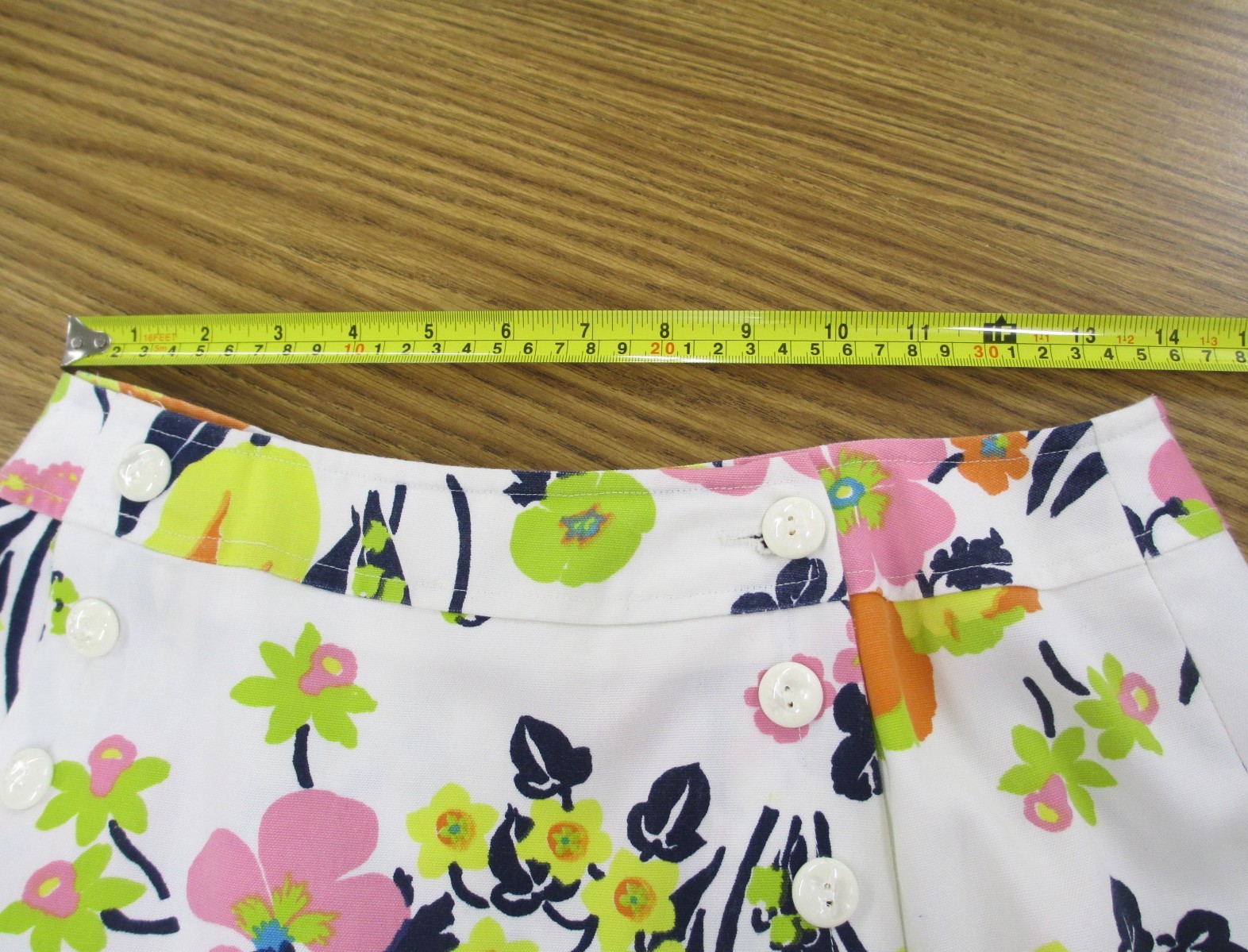 VTG Gino Paoli White Floral Skorts S Colorful Wrap Button Skirt 1970’s size 14
