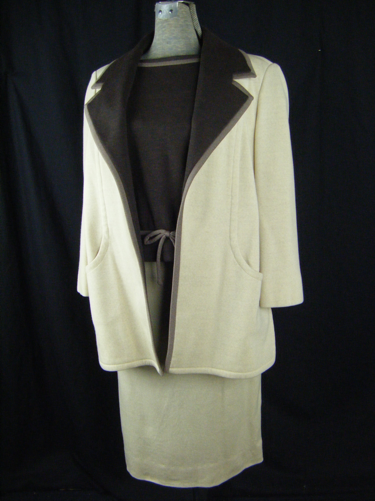LILLI ANN Vtg 60-70s Beige/Brown Fine Wool Knit Top/Skirt/Jacket-Bust 40/M