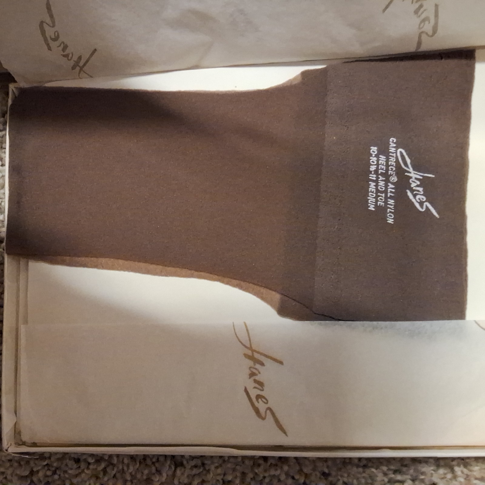 2 Pair Vintage Boxed Hanes Mesh Town Taupe garter Stockings 10-11
