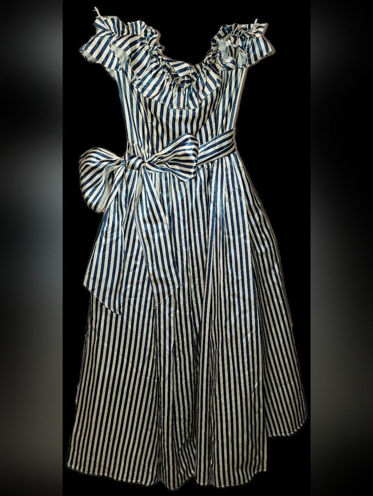 RARE Late 70s/Early 80s Gunne Sax Strapless Formal Sweetheart Neckline
