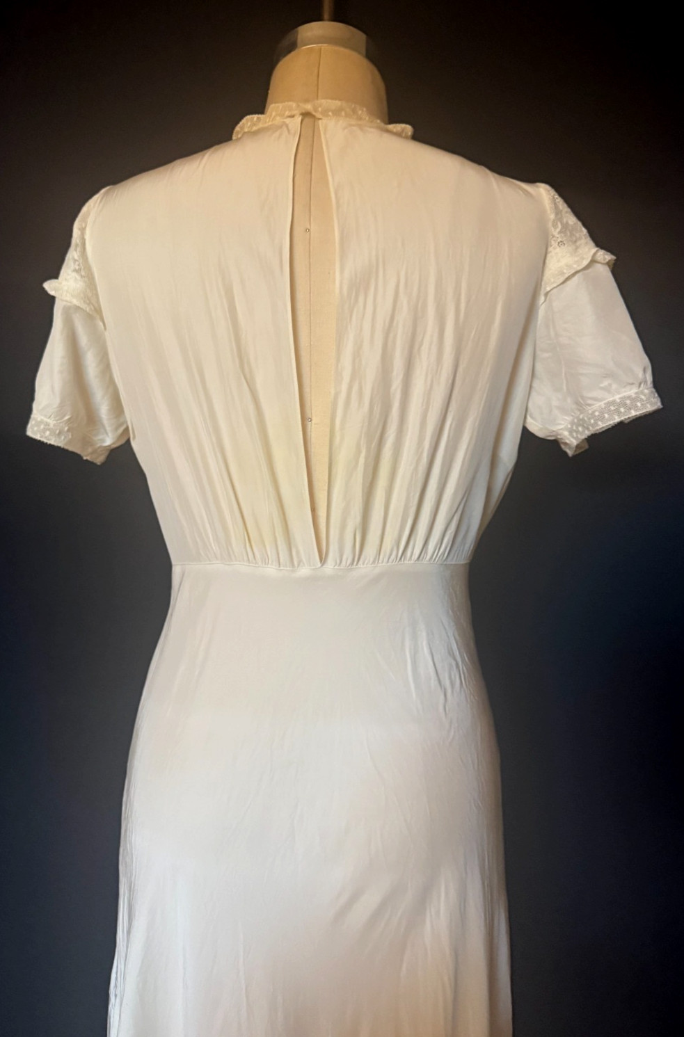 Vtg 1930s LINGERIE NEGLIGEE by GODFRIED, Bias Cut RAYON, HOLLYWOOD SILVER SCREEN