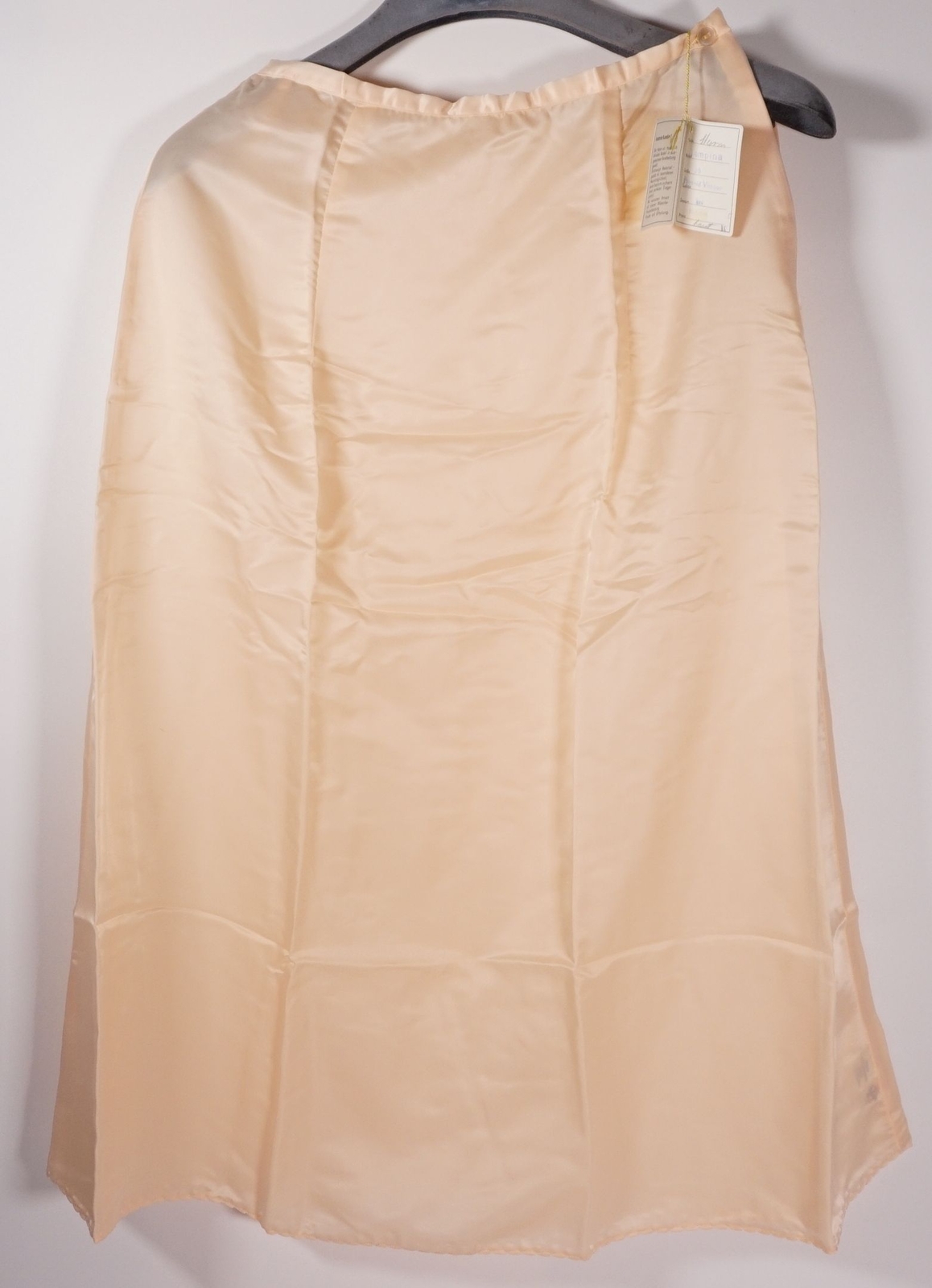 True Vintage Drescher Womens Underskirt Half Skirt Nude Blend Size 38
