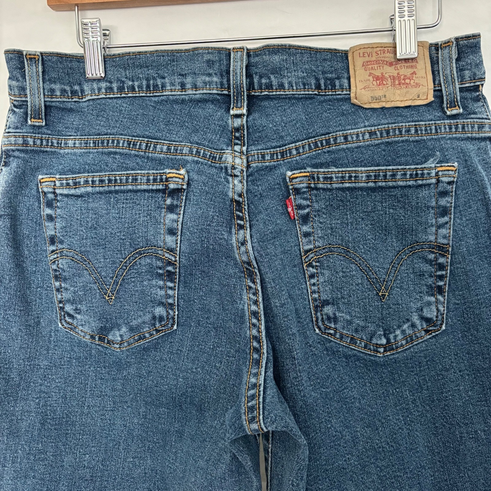 VTG Levi’s 550 Relaxed Boot Cut Stretch Y2K Women’s Sz 30 Med Wash Western Boho