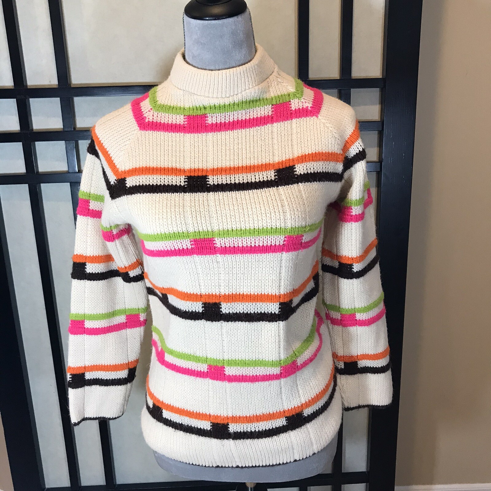 Vintage Glamour Knit Sweater Womens Stripe Design 100% Soft Orlon Acrylic Small