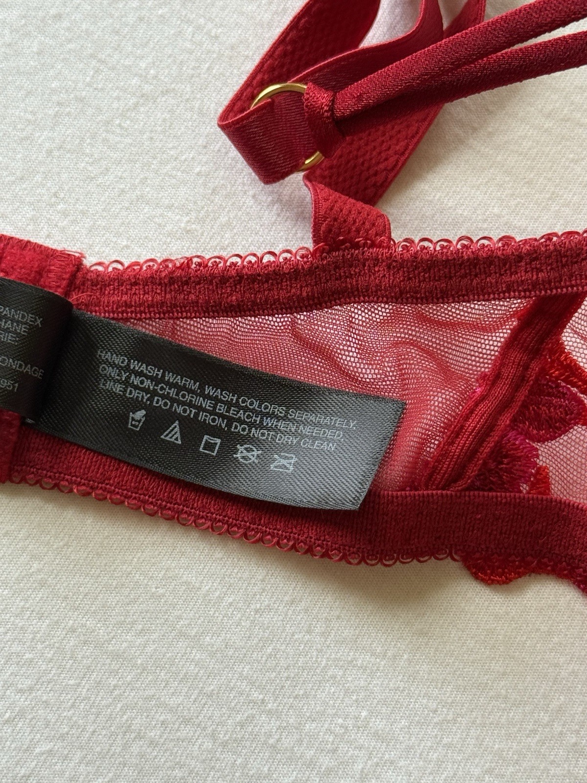 Vintage NATORI 133102 Women’s Size 34D Underwire Molded Contour Bra Red