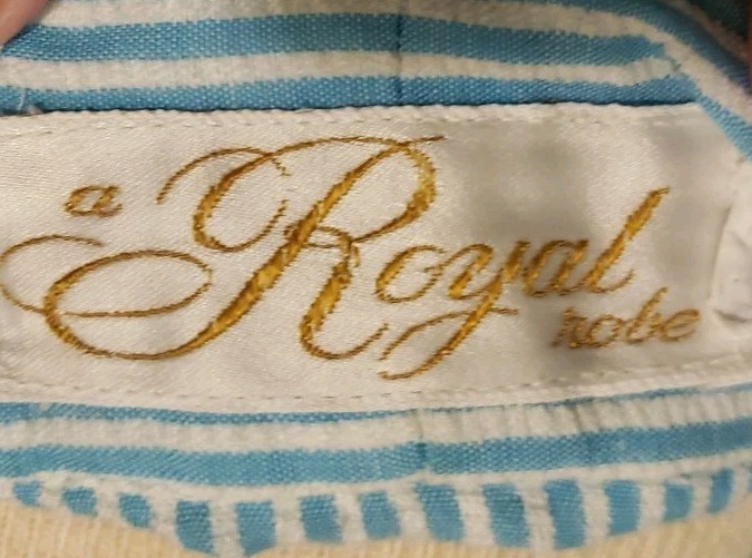 Vintage A Royal robe Women’s Robe Size S Short Sleeve Striped Blue White Long
