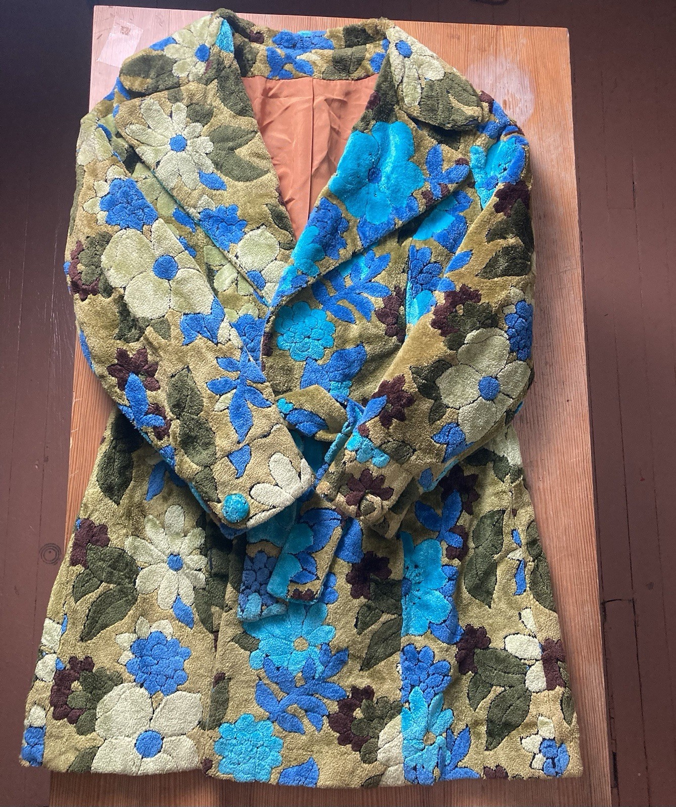True Vintage 60s Tapestry Wrap Coat Womens Floral Retro Hippie Heritage