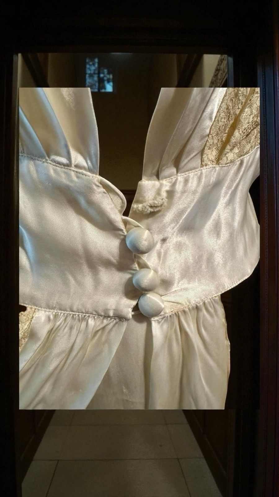 Amazing 1940’s Cream Colored Sexy Peignoir Robe Honeymoon Set Ruffles Lace