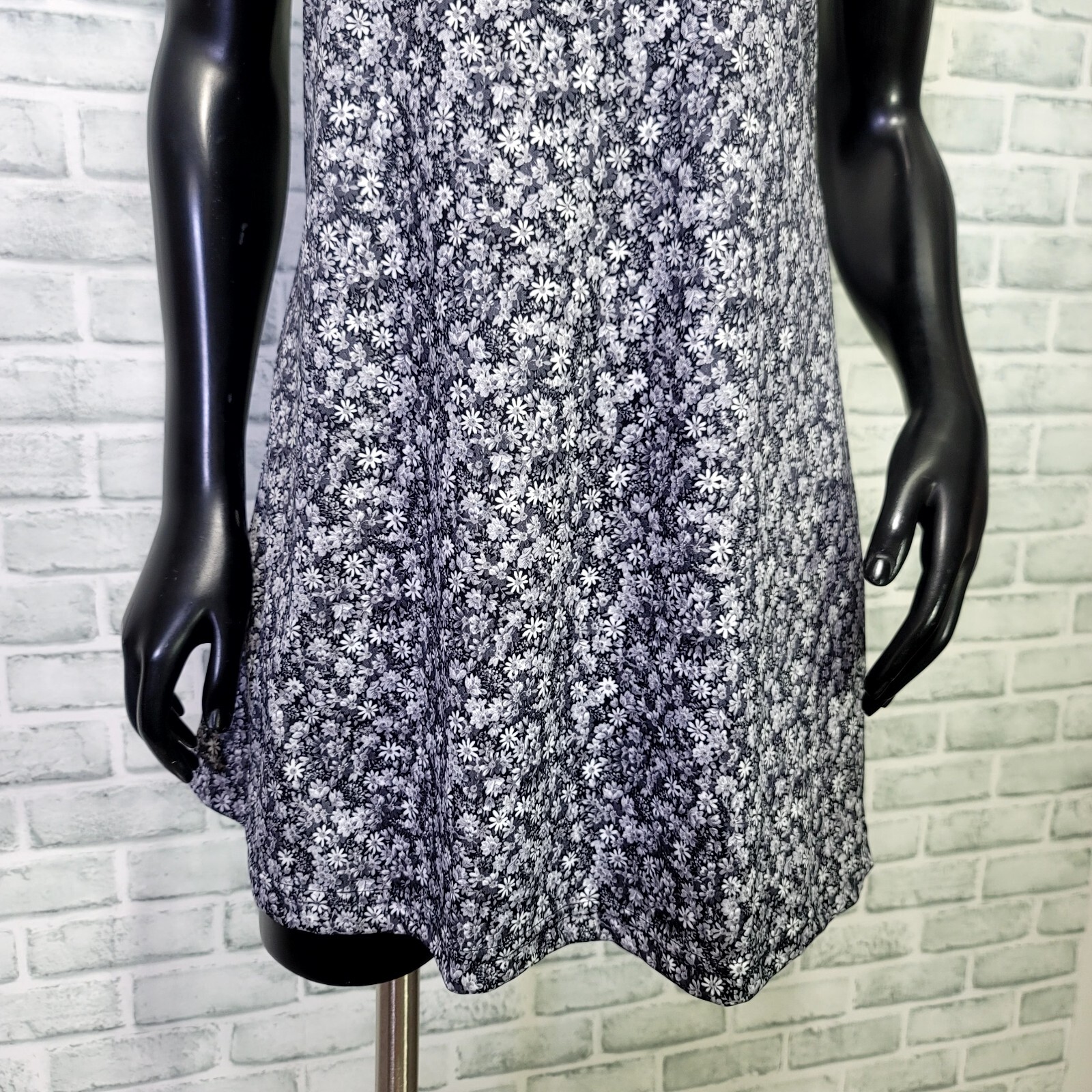 Vintage 90s Hana Size L Black Grey Dainty Daisy Floral Babydoll Mini Dress