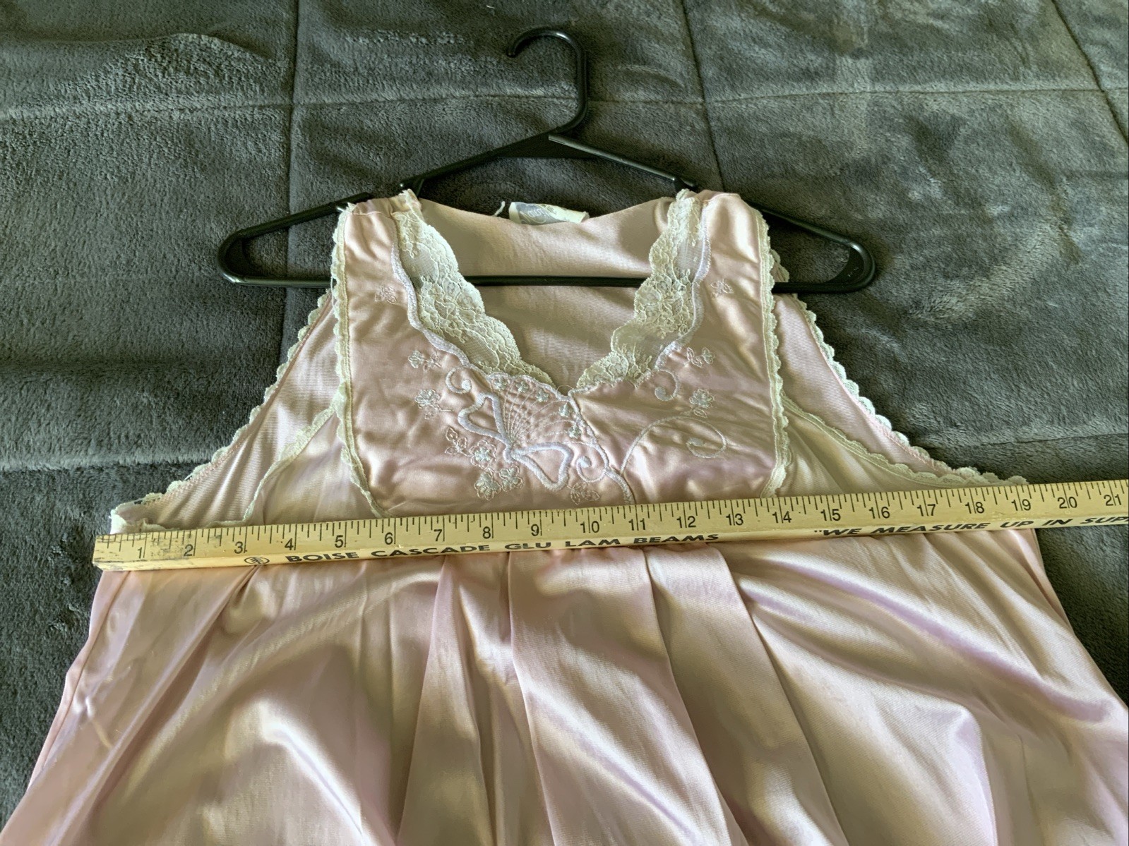 Vintage Vanity Fair Floral Lace Trim Nightgown Pink SZ M 38″ Chest Coquette 3