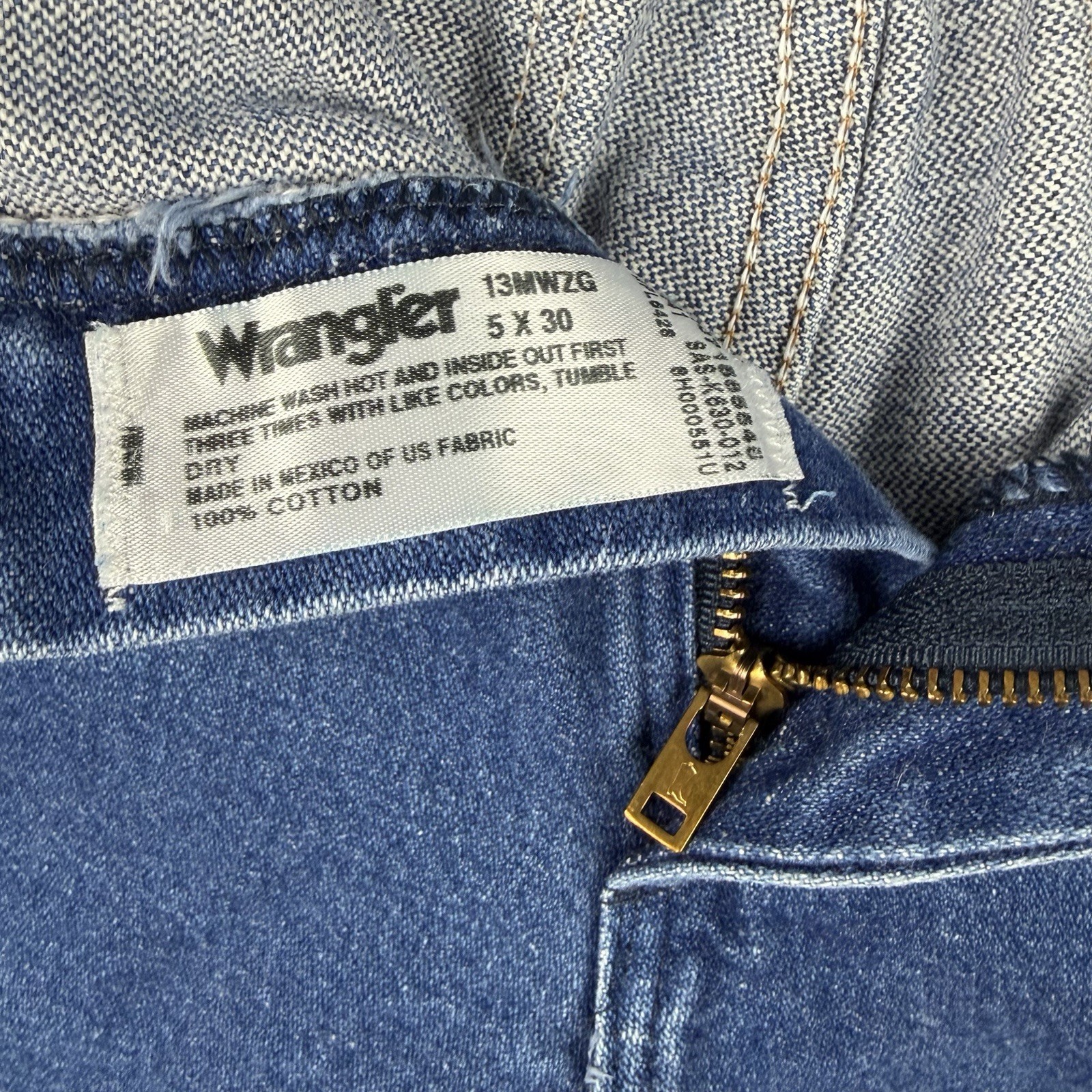 Vintage 90s Wrangler Cowboy Cut Jeans Blue Women’s 13MWZG 5×30 (Actual 24×29)
