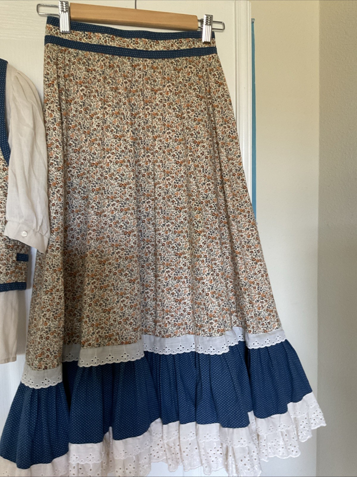 GUNNE SAX PATTERN HANDMADE VINTAGE SKIRT AND QUILTED VEST WITH BLOUSE XS