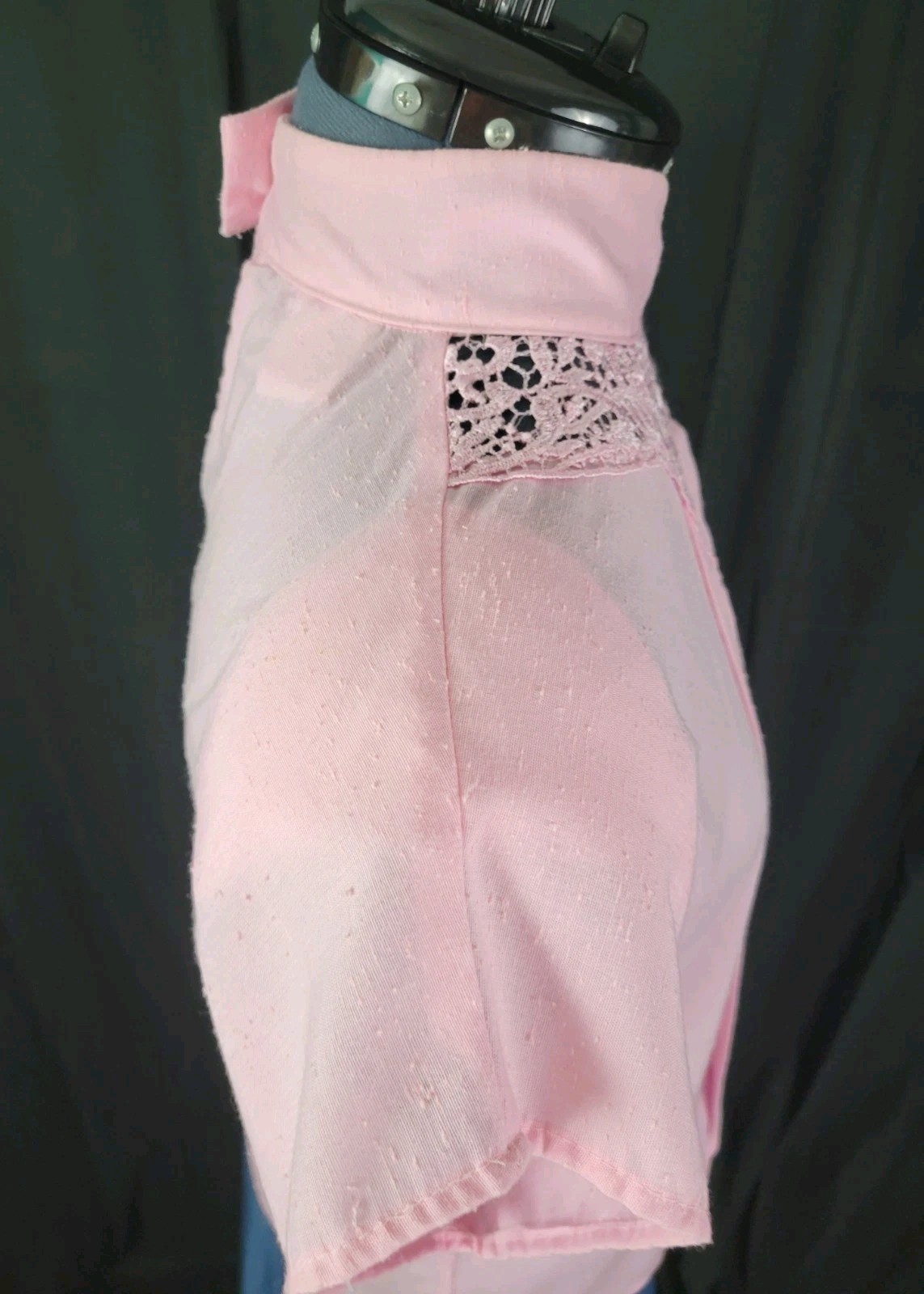 Vintage At Once Pink Drop Shoulder Blouse w Lace Neckline Size Small