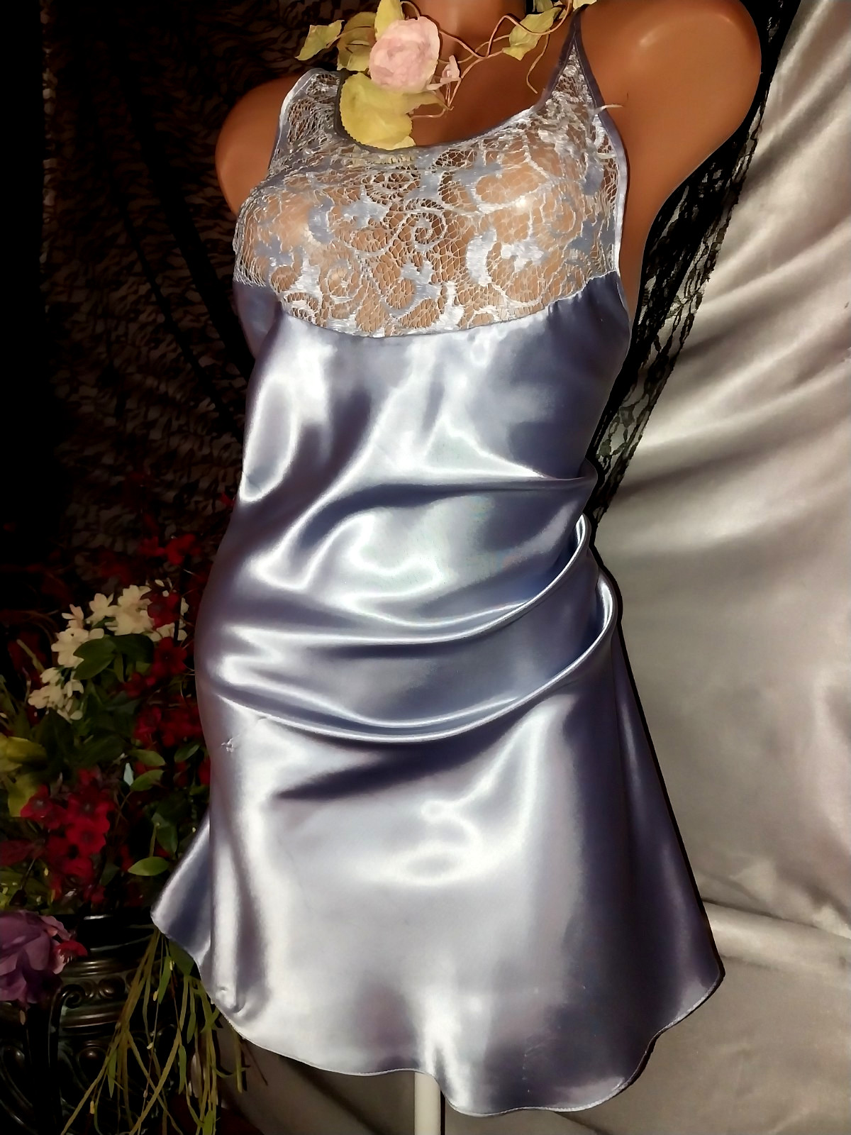 VTG SATIN SHINY CROCHET LACE SILVER BABY BLUE BABYDOLL NIGHTGOWN 48 50 NOS GOWN