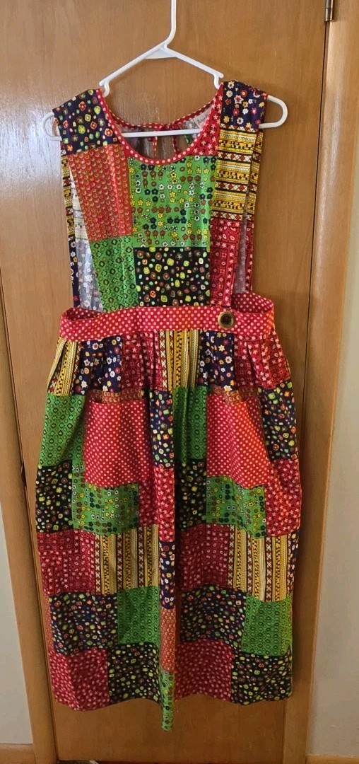 Vintage Design House Patchwork Pinafore Apron Dress Grandma Cottagecore pockets