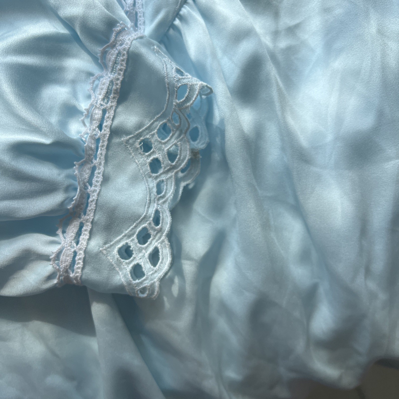 NWT Vintage Bert Yelin for IRIS Satin Blue Lace Trim Nightgown Large